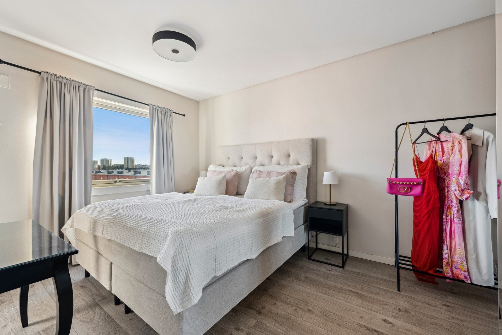 Godt med garderobeplass Galleribilde