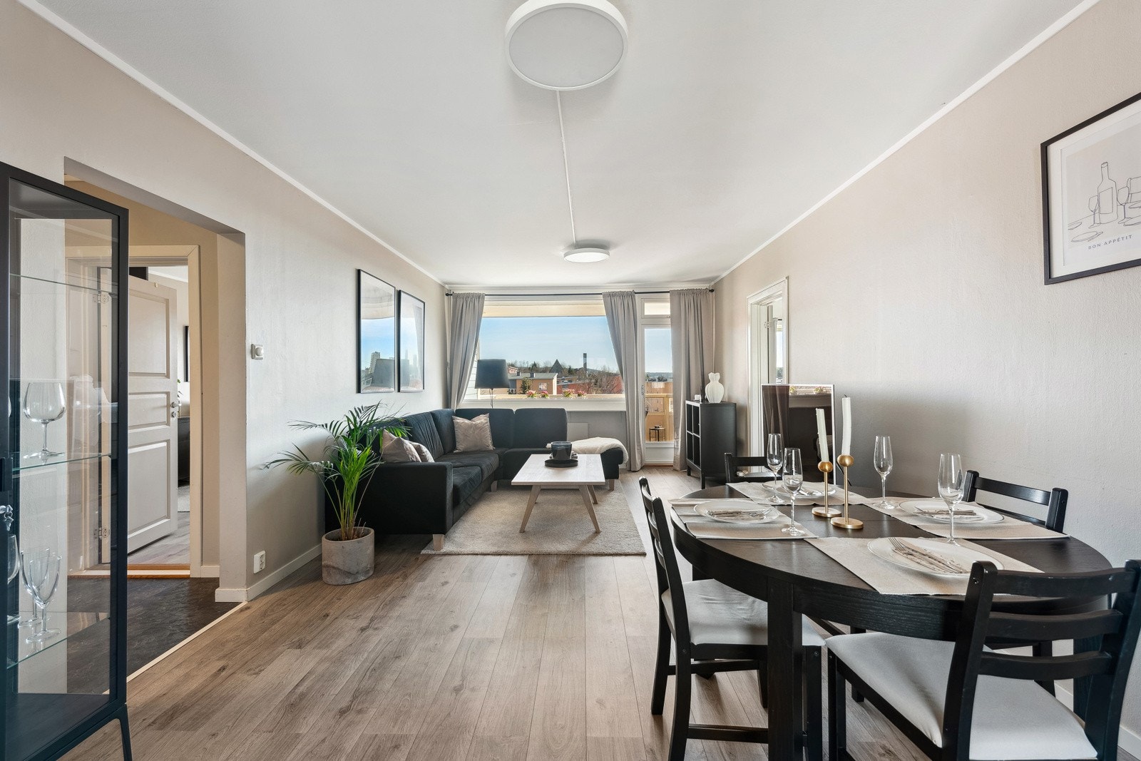 OBOS Eiendomsmeglere v/ Andreas Amundsen har gleden av å presentere Johan Hirschs vei 2 Galleribilde