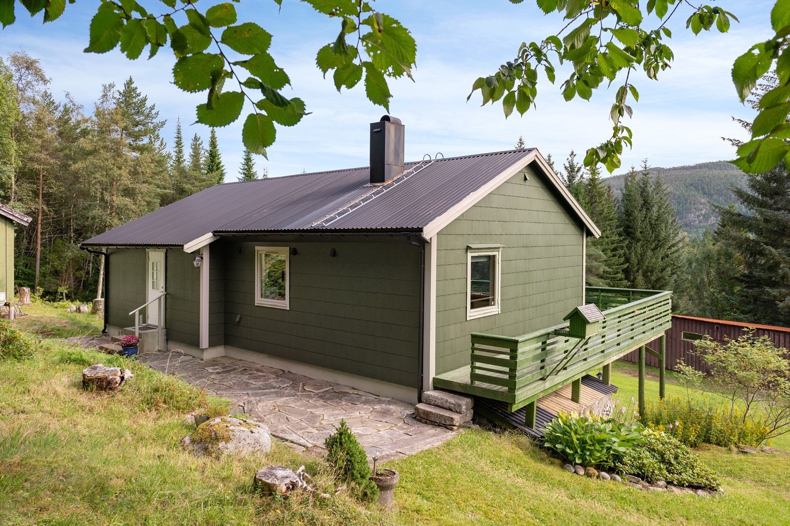 Ved inngangspartiet til boligene er det lagt stein Galleribilde