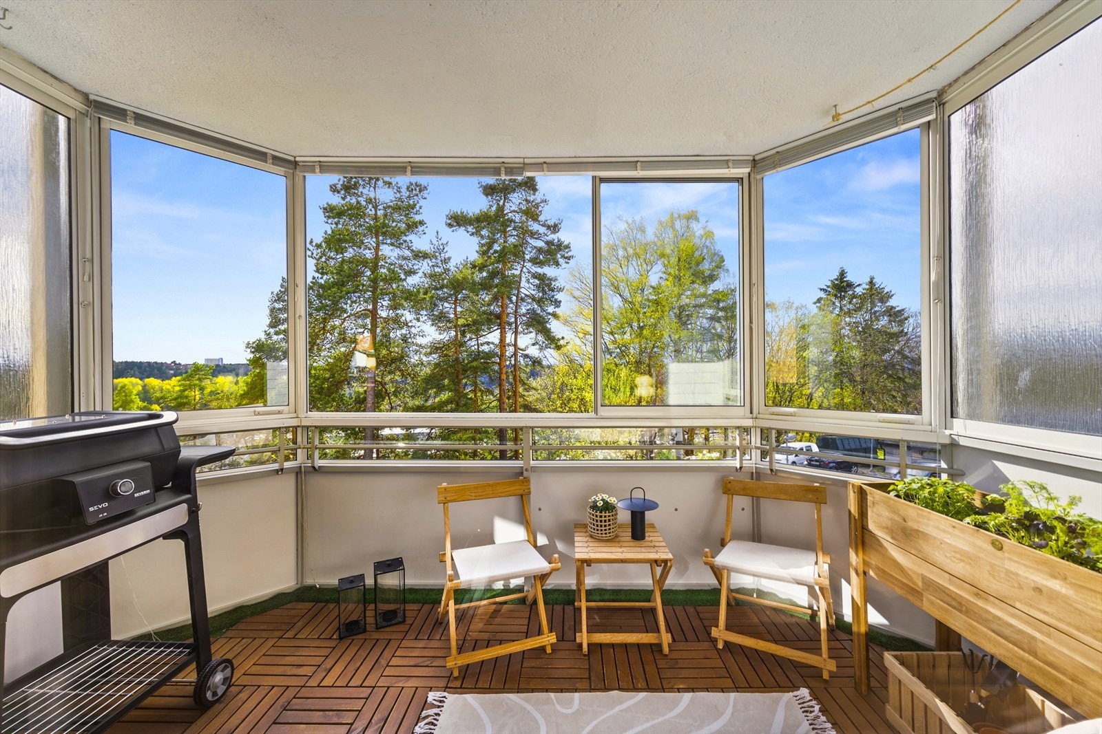 Innglassert balkong på ca. 8 kvm. Galleribilde