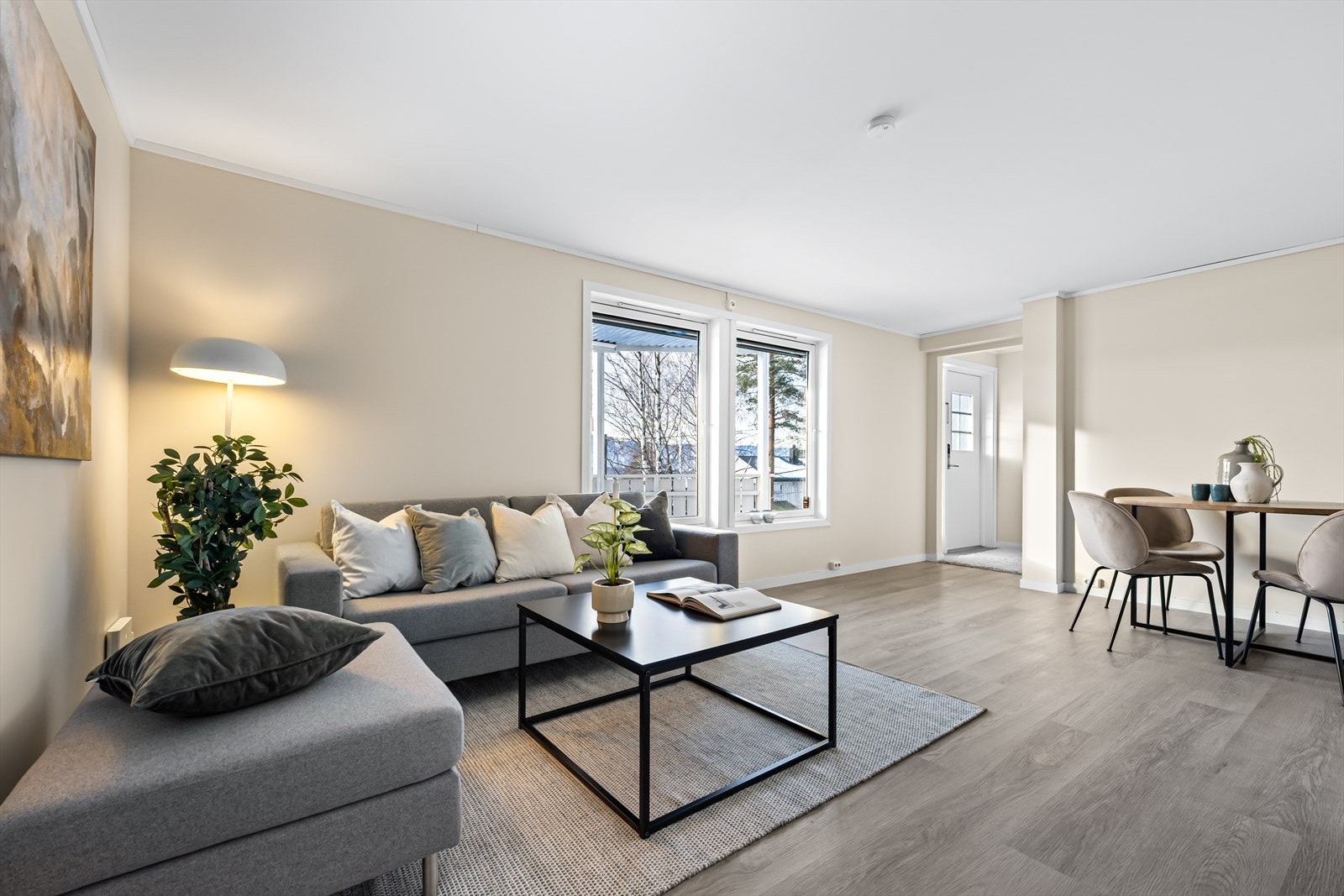 Lys og delikat leilighet. Galleribilde