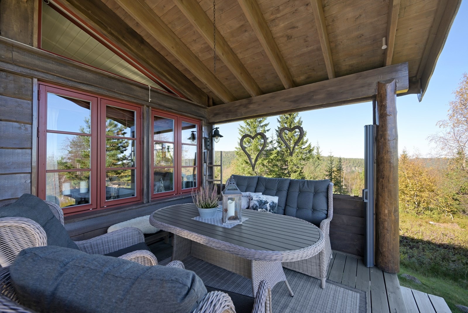 Deilig overbygget uteplass Galleribilde