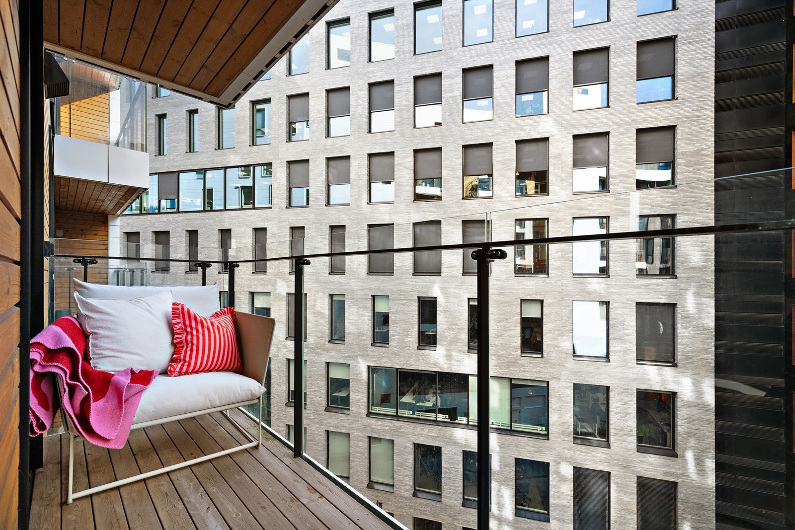 Balkong på ca. 4 kvm - Perfekt for late sommerdager! Galleribilde