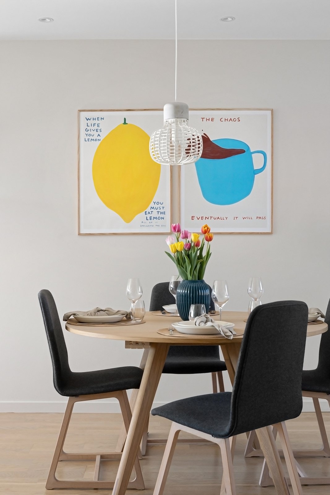 Plass til å dekke opp med langbord om ønskelig. Galleribilde