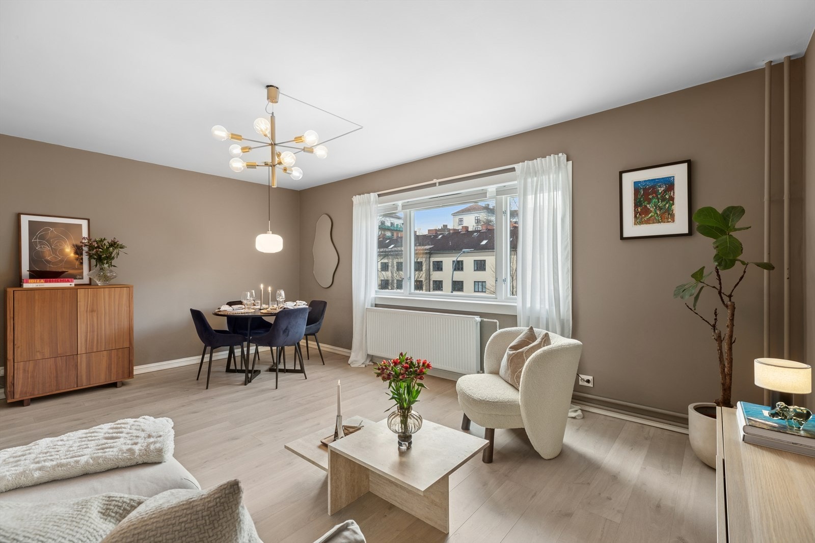 Den gode planløsningen sørger blant annet for en møbleringsvennlig stue av god størrelse. Galleribilde