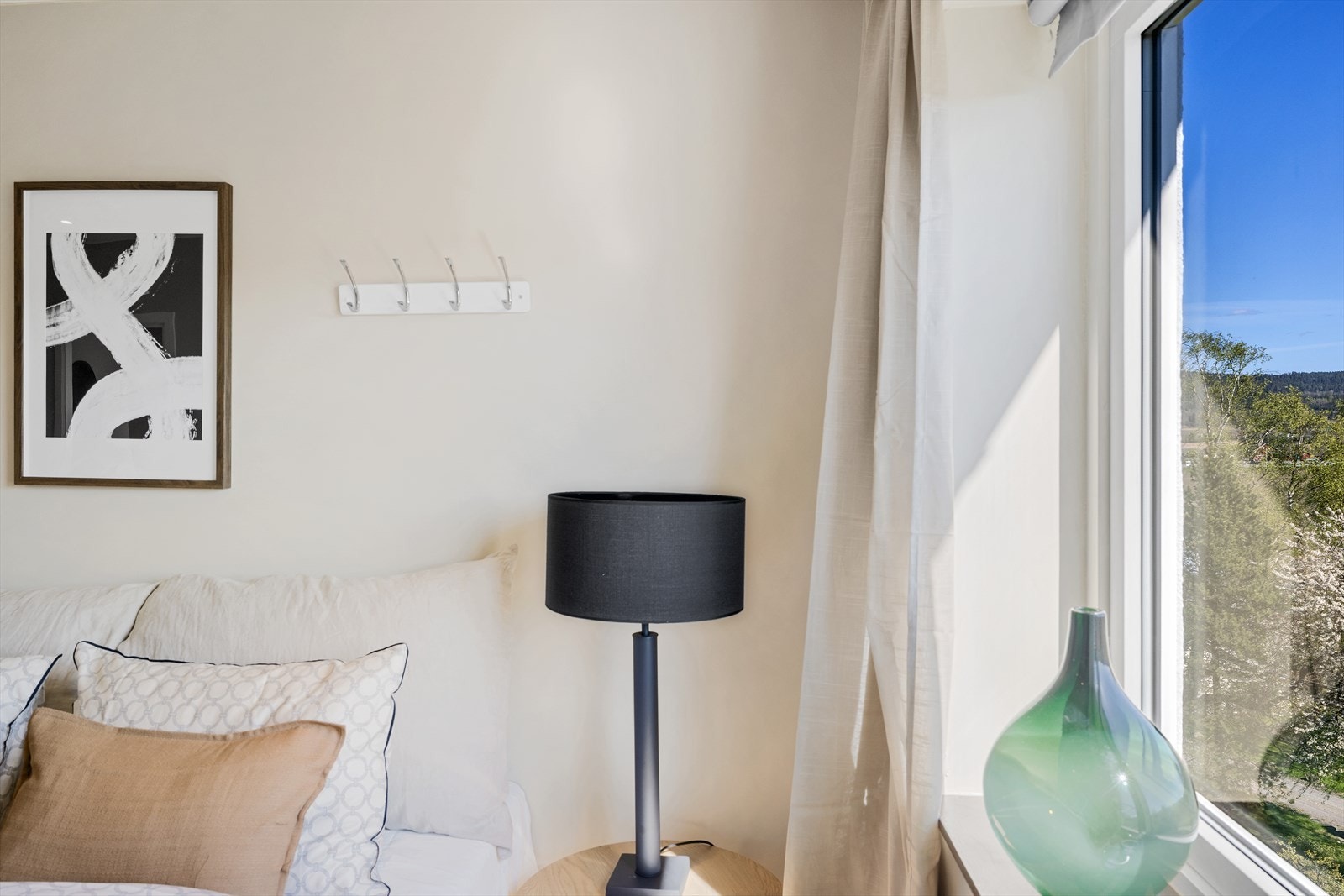 Her kan du våkne og nyte utsikten av flotte uteområder ned mot sentrum. Galleribilde