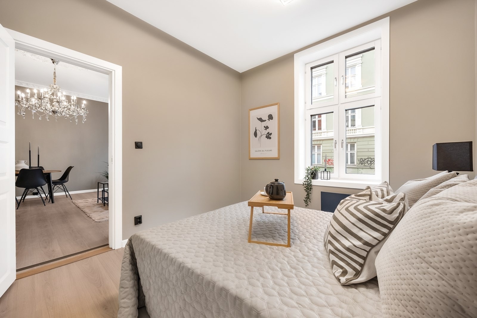 Det er god plass til etablering av garderobeskap m.m. Galleribilde