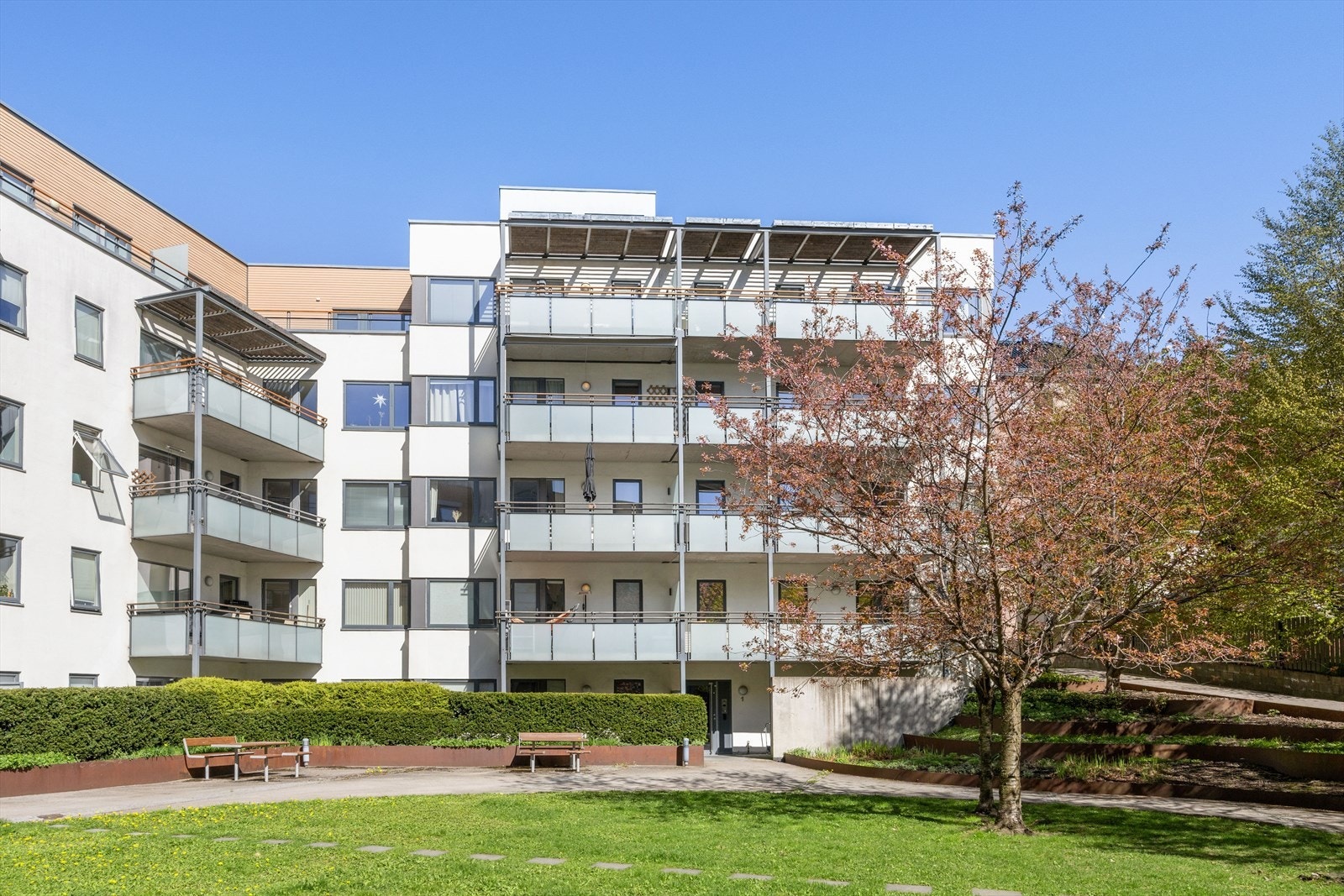 Sameiet befinner seg i hjerte av sentrum med nærhet til "alt", samtidig som man er i skjermede og rolige omgivelser. Galleribilde