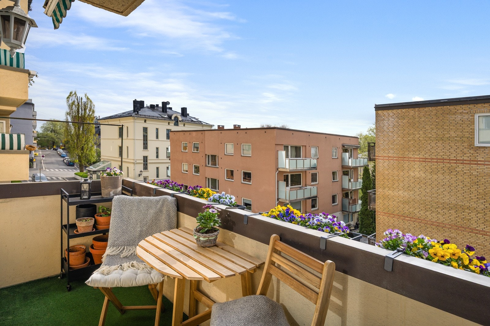 Velkommen til President Harbitz' gate 27B, presentert av Anders Wekre ved EIE Majorstuen. Galleribilde