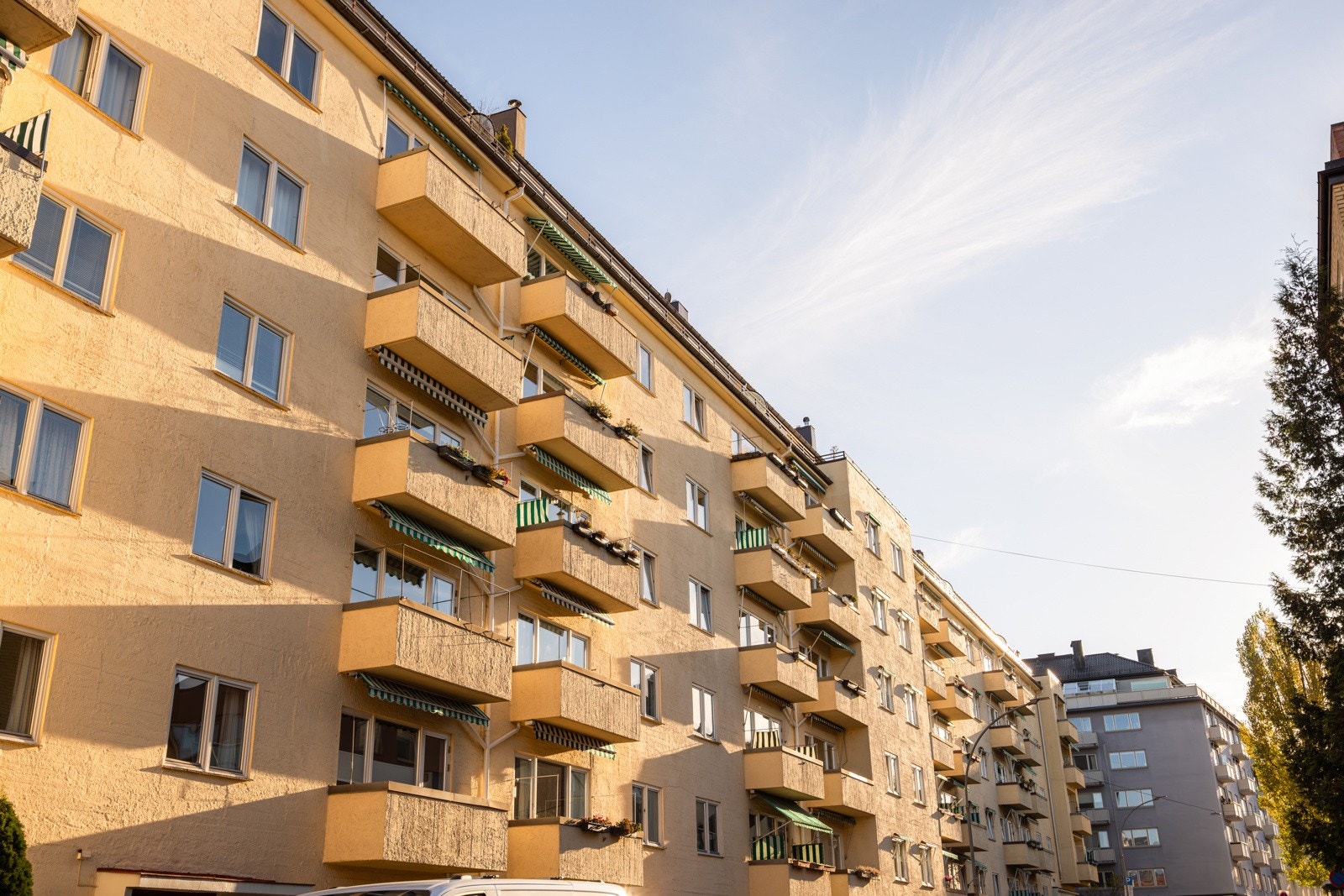 Fasade President Harbitz' gate 27. Galleribilde