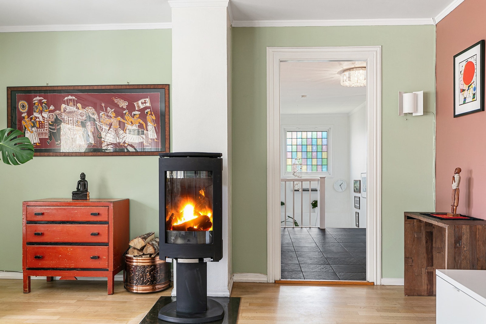 Fra stue mot hall. Galleribilde