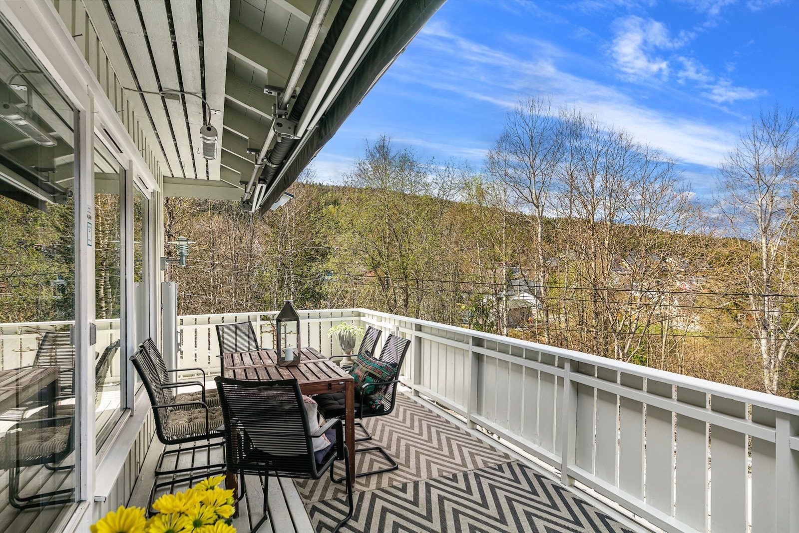 Fint utsyn fra terrassen Galleribilde