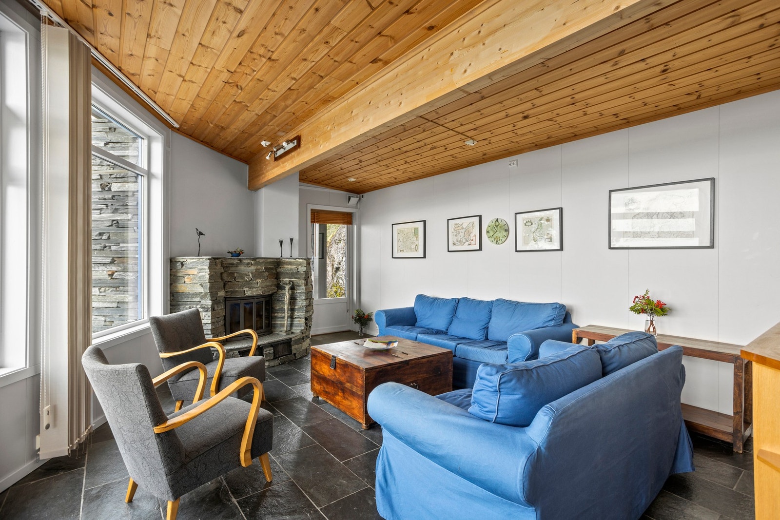 Gulvet er flislagt med varme. Galleribilde