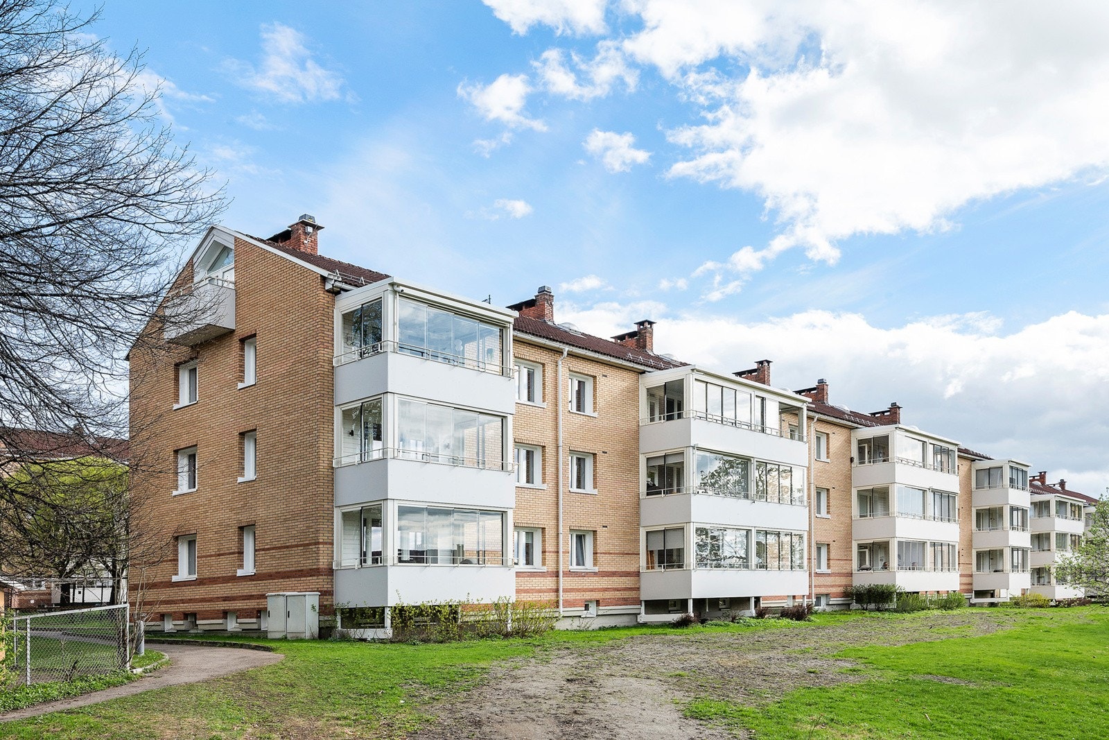 Velkommen til Vallefaret 10. Presentert av Henry Ryberg Pedersen i OBOS eiendomsmeglere. Galleribilde