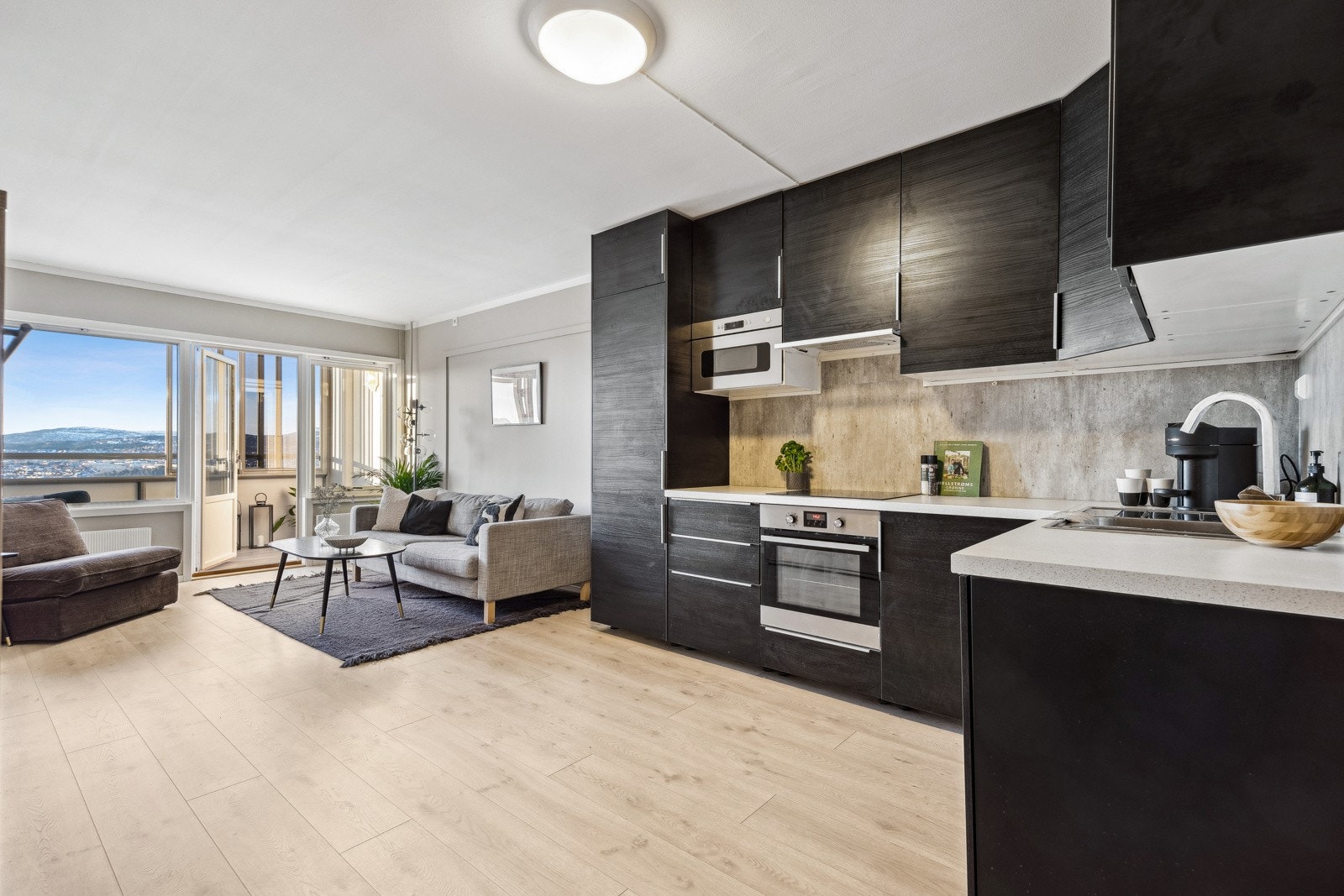 Velkommen til Ingeborg Aas' veg 2, presentert av Steinar Skaanes ved Proaktiv Eiendomsmegling. Galleribilde