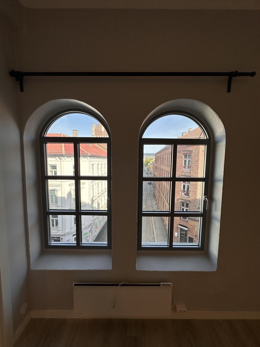 Utsikt fra stuevindu Galleribilde