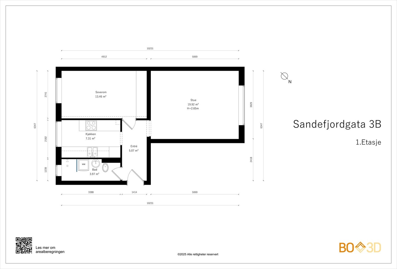 Leiligheten har en praktisk, gjennomgående planløsning med luftige og gode rom. I tillegg disponeres det to boder, i kjeller og på loft, for ekstra lagringsplass. Galleribilde