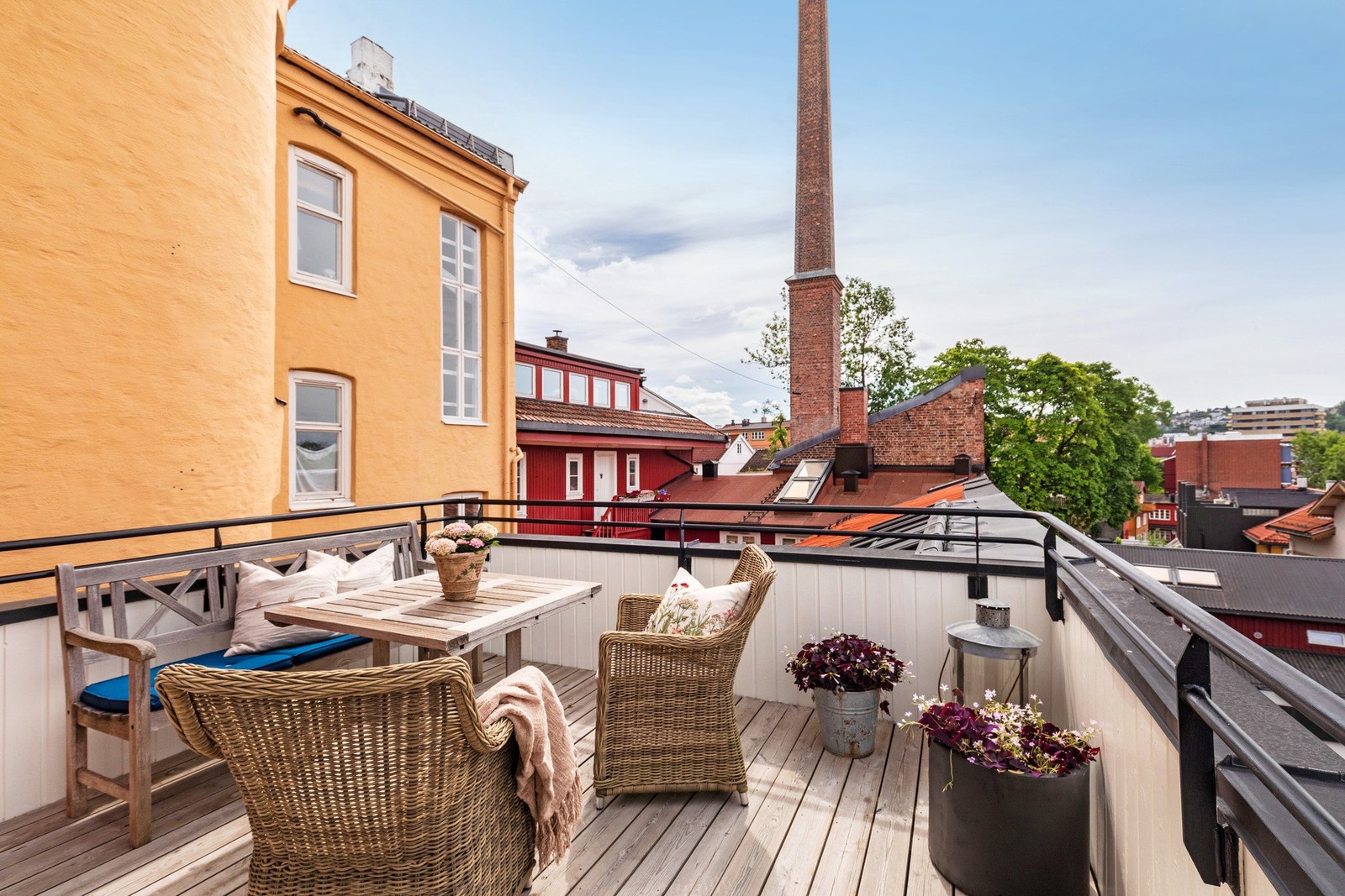 Takterrasse. Galleribilde