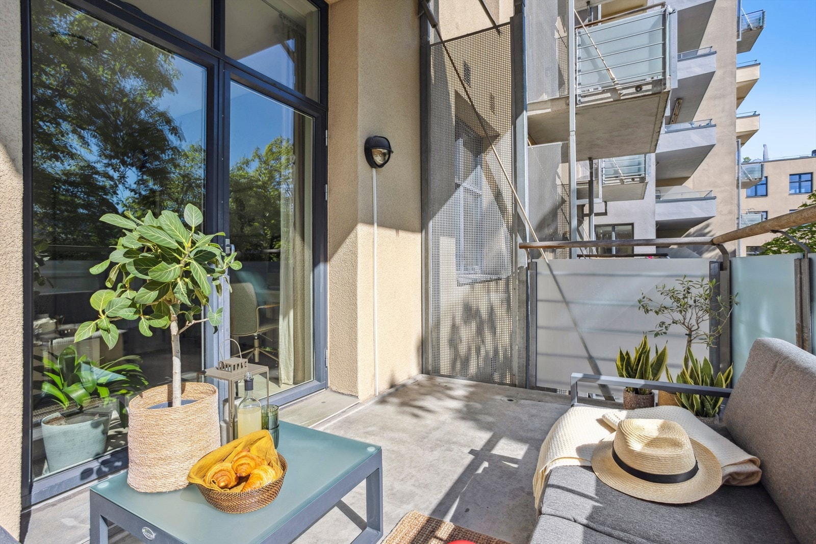 Sørvendt balkong på 8 kvm. Galleribilde