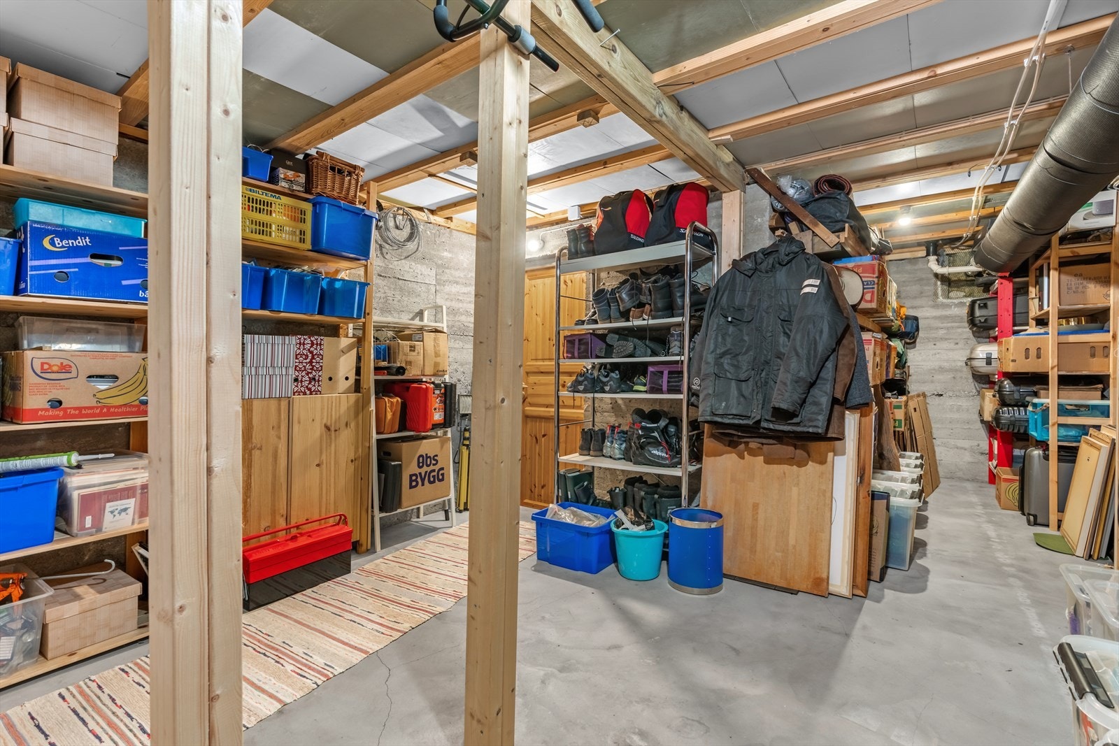 Boligen har gode lagringsmuligheter. Galleribilde