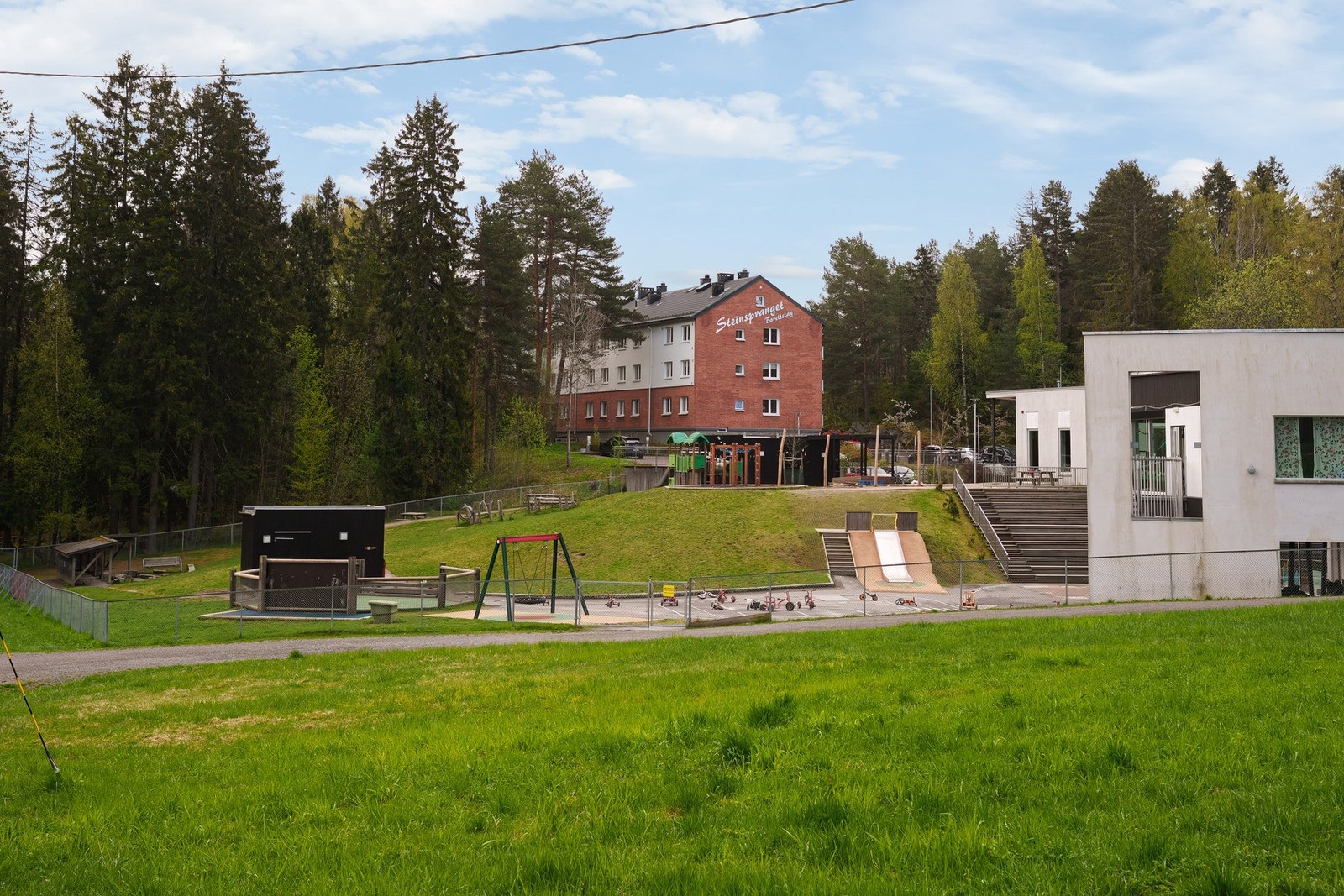 Nærområdet - Steinspranget Barnehage, samt flere barnehager i nærområdet. Galleribilde