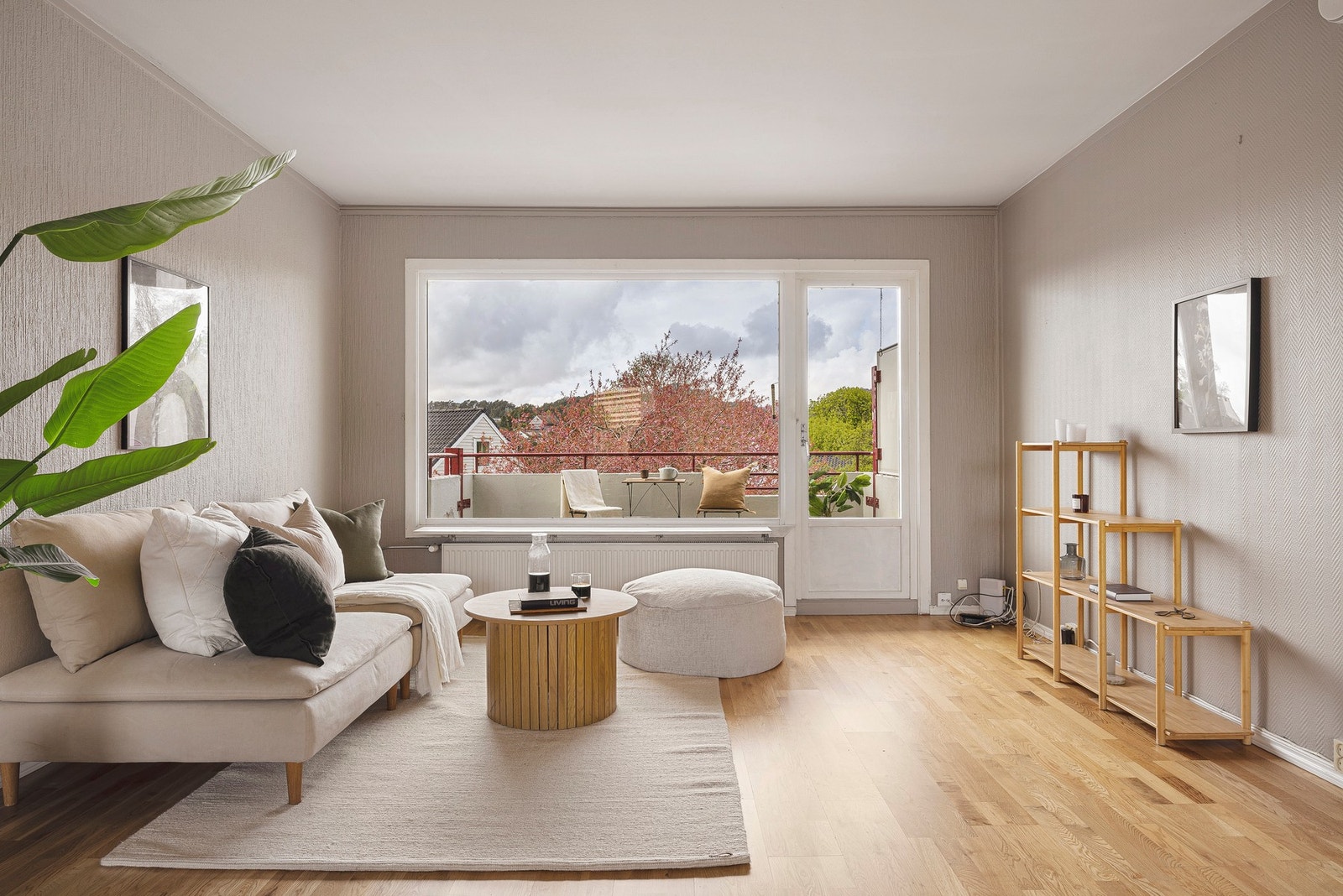 Topp/hjørneleilighet med romslig balkong og gode solforhold Galleribilde