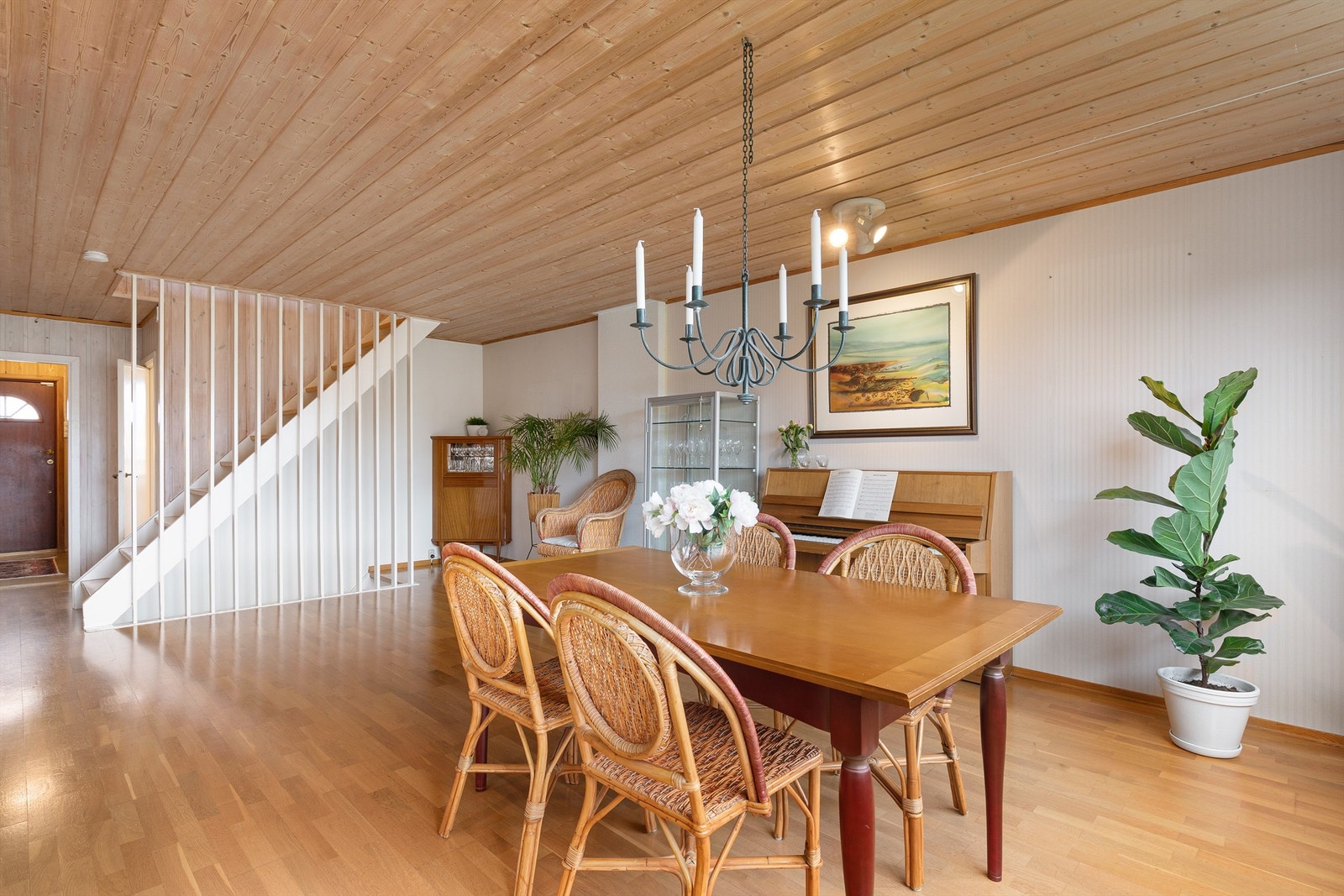 Stue/spisestue Galleribilde