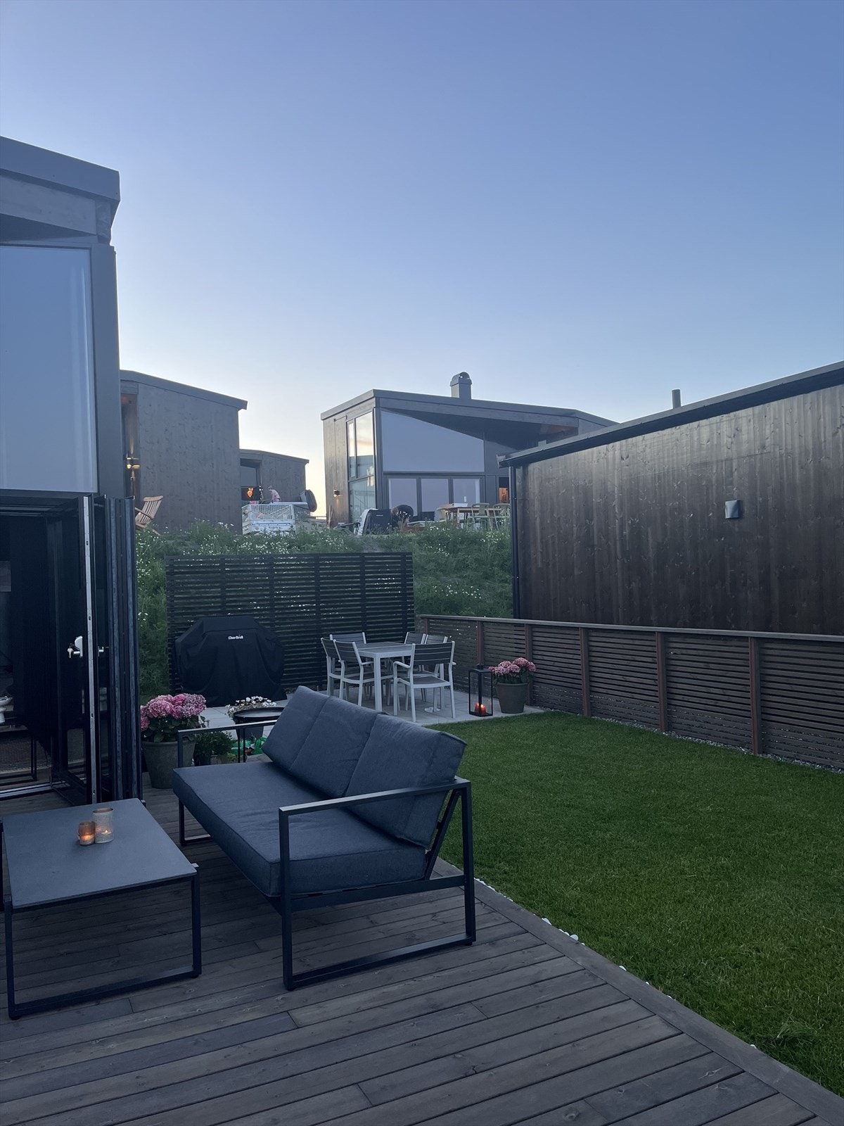 Selgers egne sommerbilder. Galleribilde