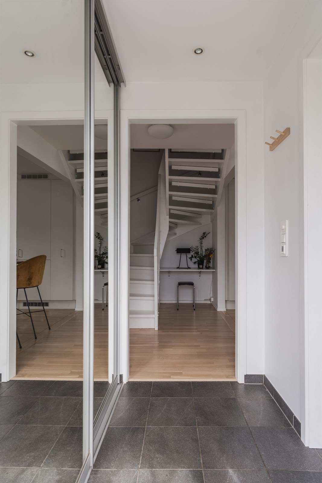 Varmekabler i gulv Galleribilde