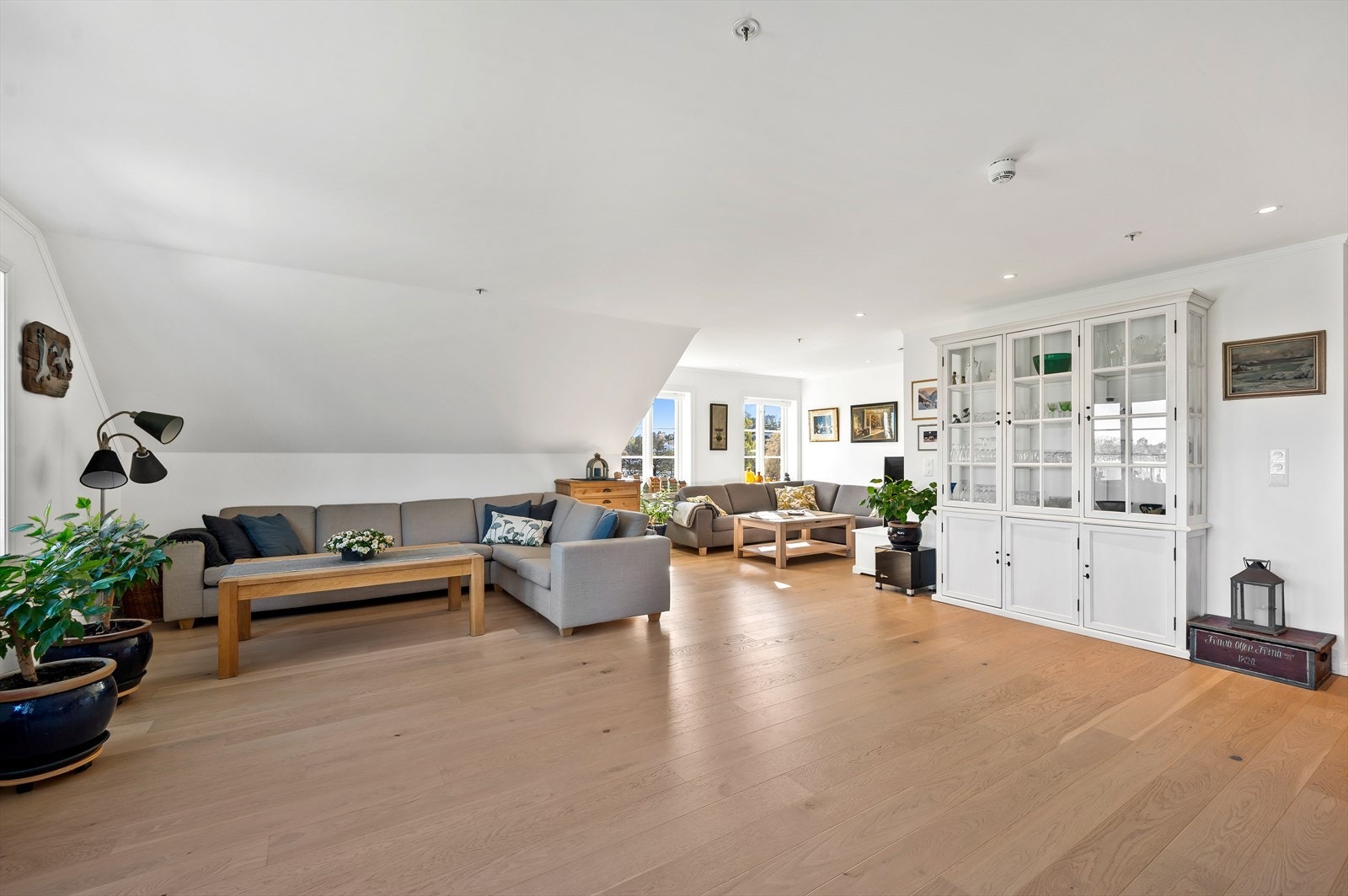 God plass til salong og tv-stue Galleribilde