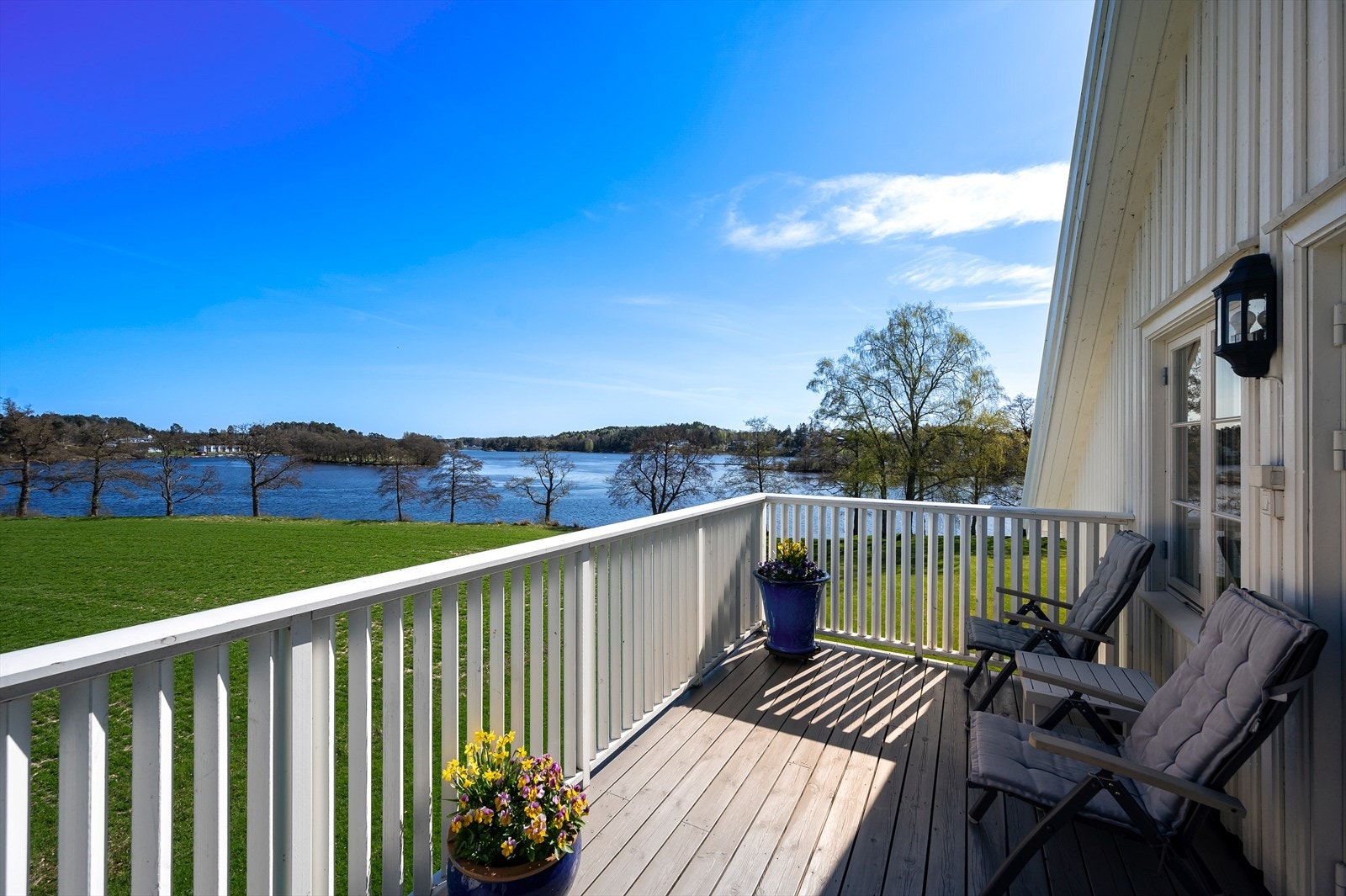 Flott utsikt oppover Nidelva Galleribilde