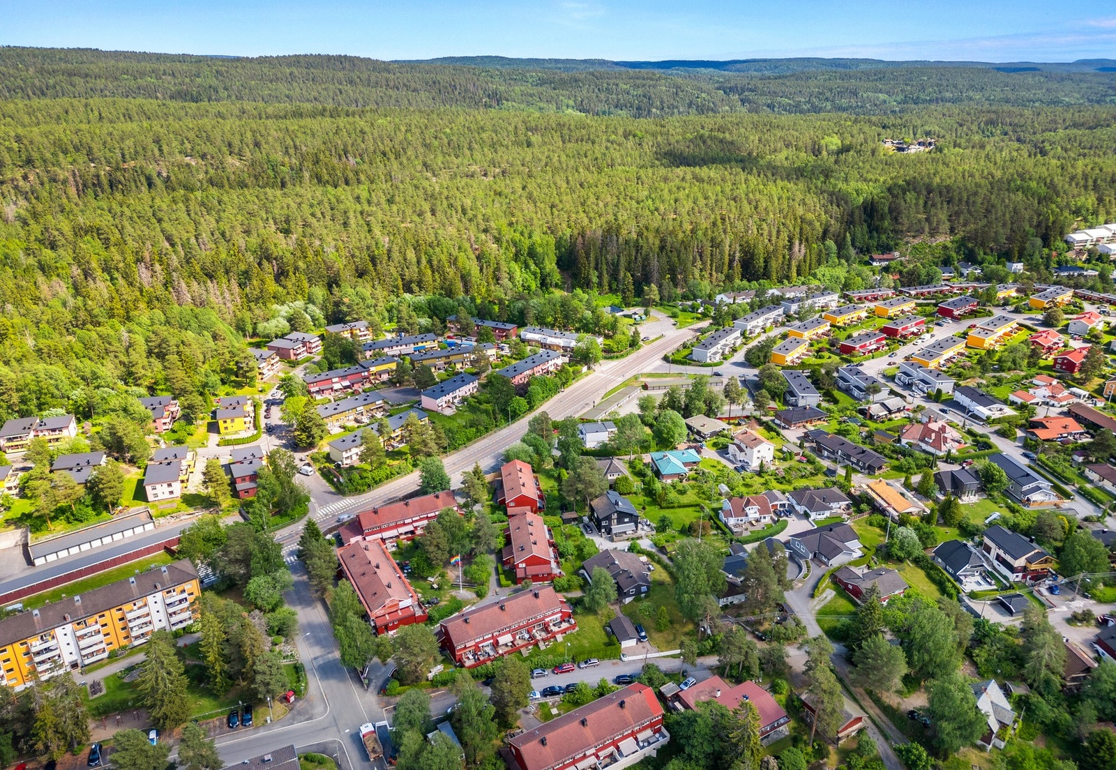 Beliggenheten rett ved Østmarka gir flotte turmuligheter sommer som vinter. Galleribilde