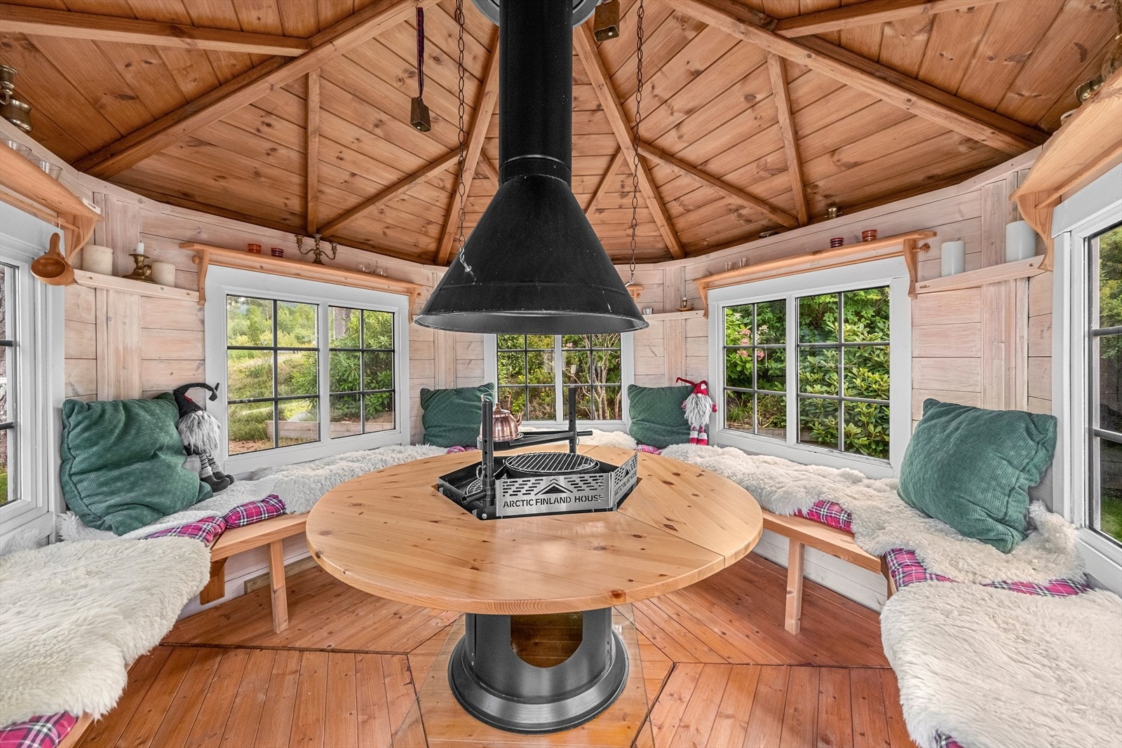 Grillhus Galleribilde