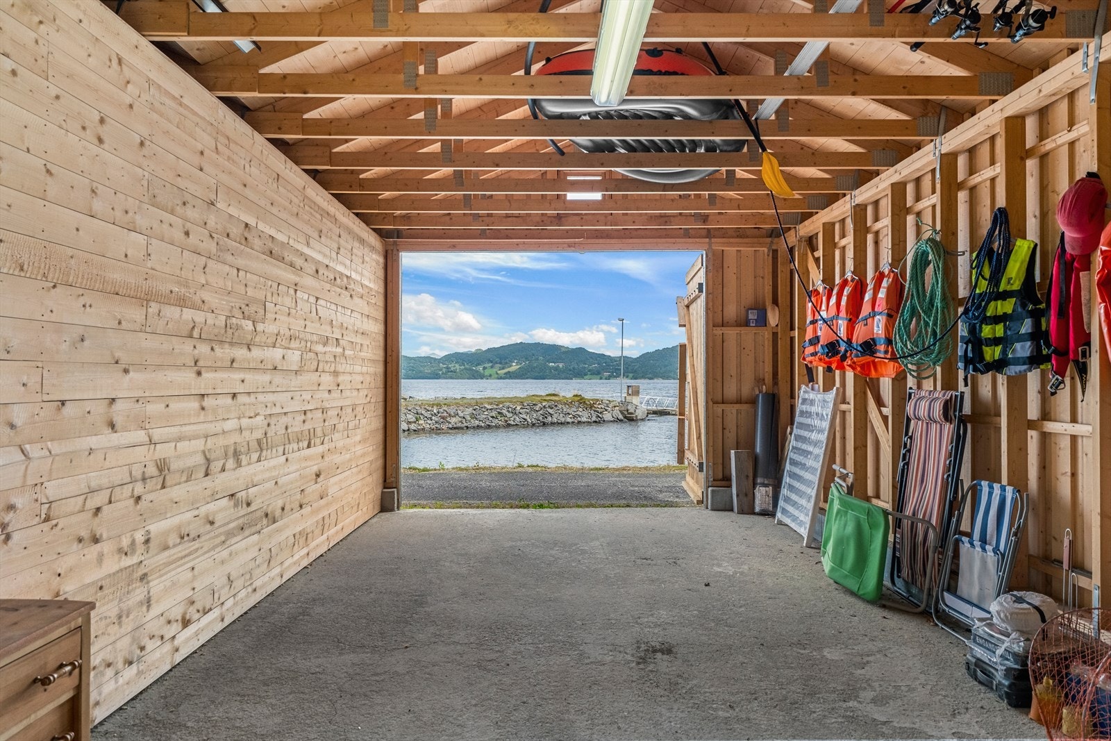 Naust medfølger Galleribilde