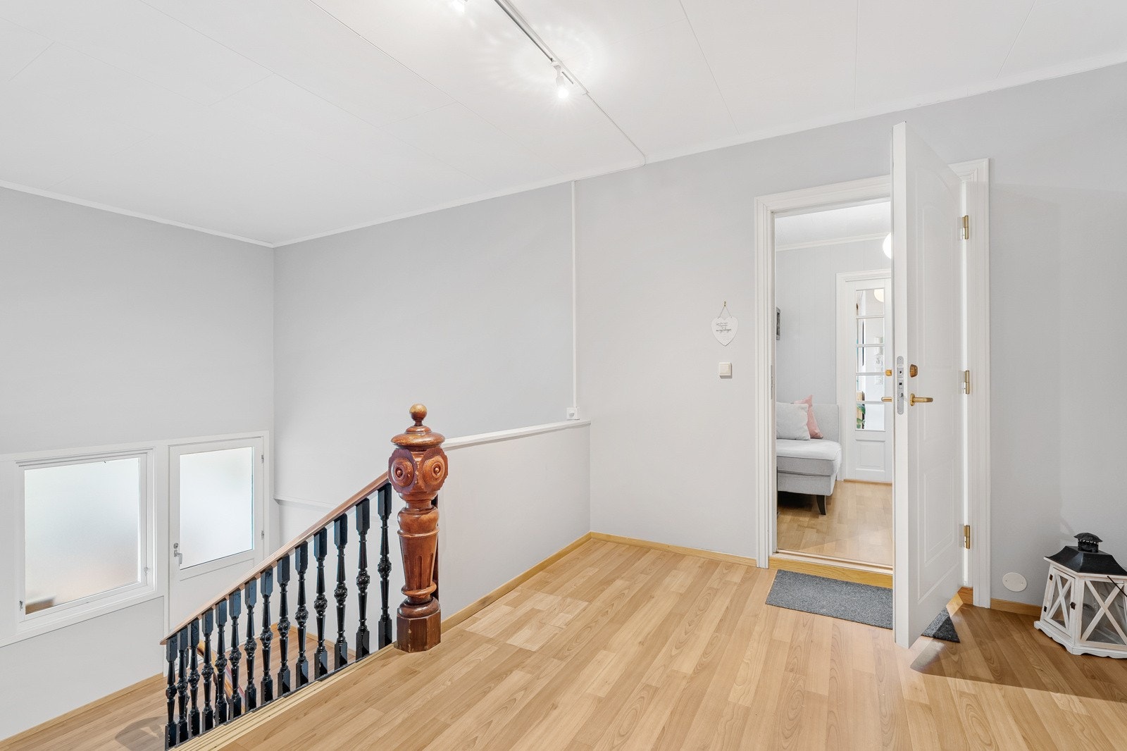 Felles trappegang i 2.etg. Galleribilde