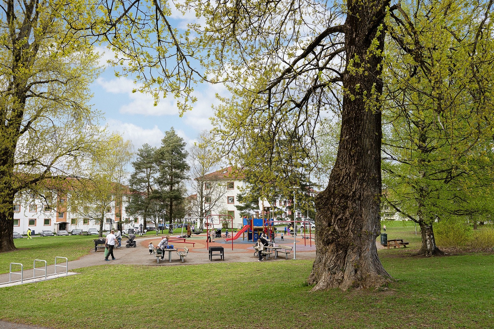 Nærområde - lekeplass Galleribilde