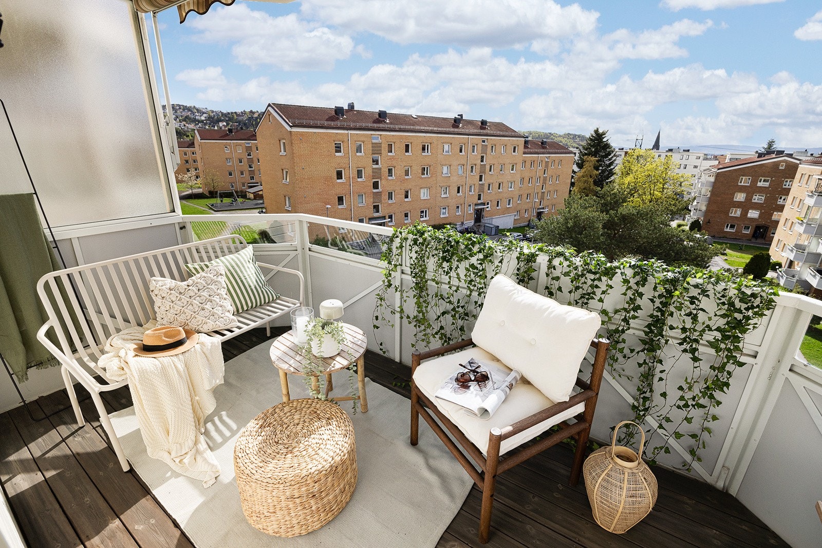 Lys, lekker og gjennomgående 3-roms i toppetasje. Velkommen på visning i Biskop Jens Nilssøns gate 18 A! Galleribilde