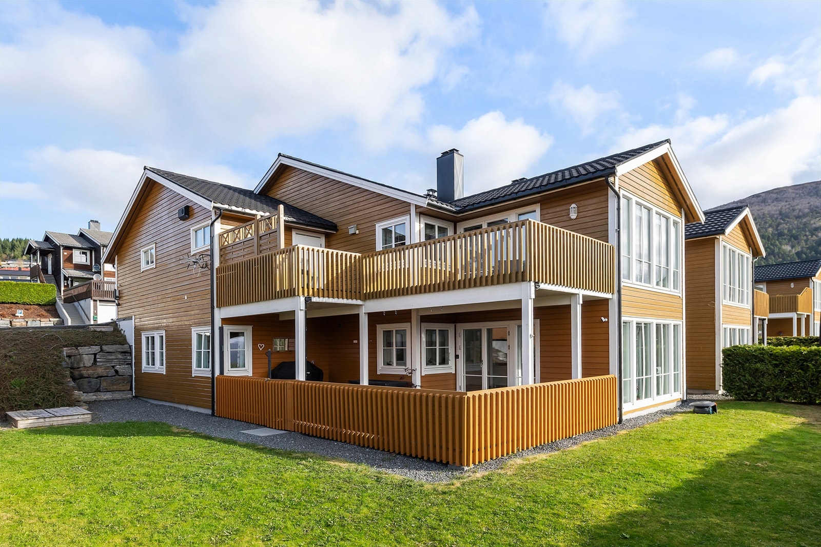 Velkommen til Midstuvegen 8C! Presentert av Alexander Bjerkås i Møremegling Galleribilde