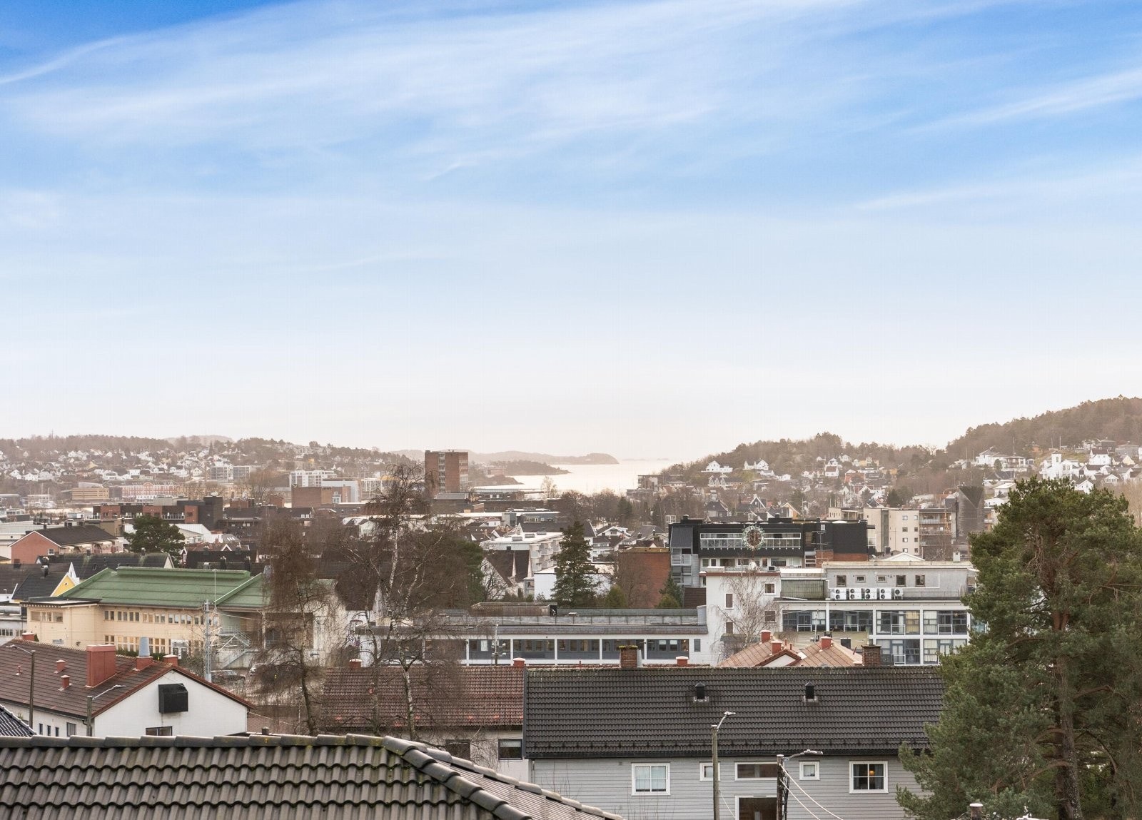 Her har du en fin beliggenhet med utsikt og nærhet til Sandefjord sentrum Galleribilde