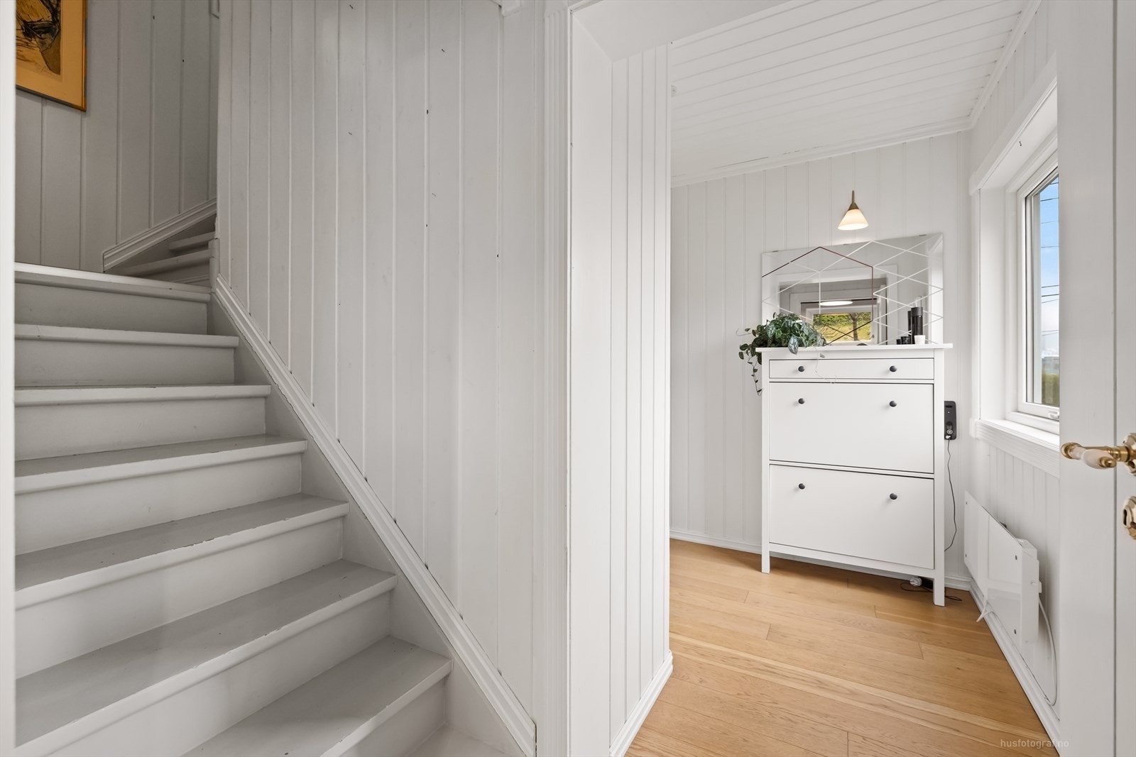 Trapp opp til 2. etasje. Galleribilde