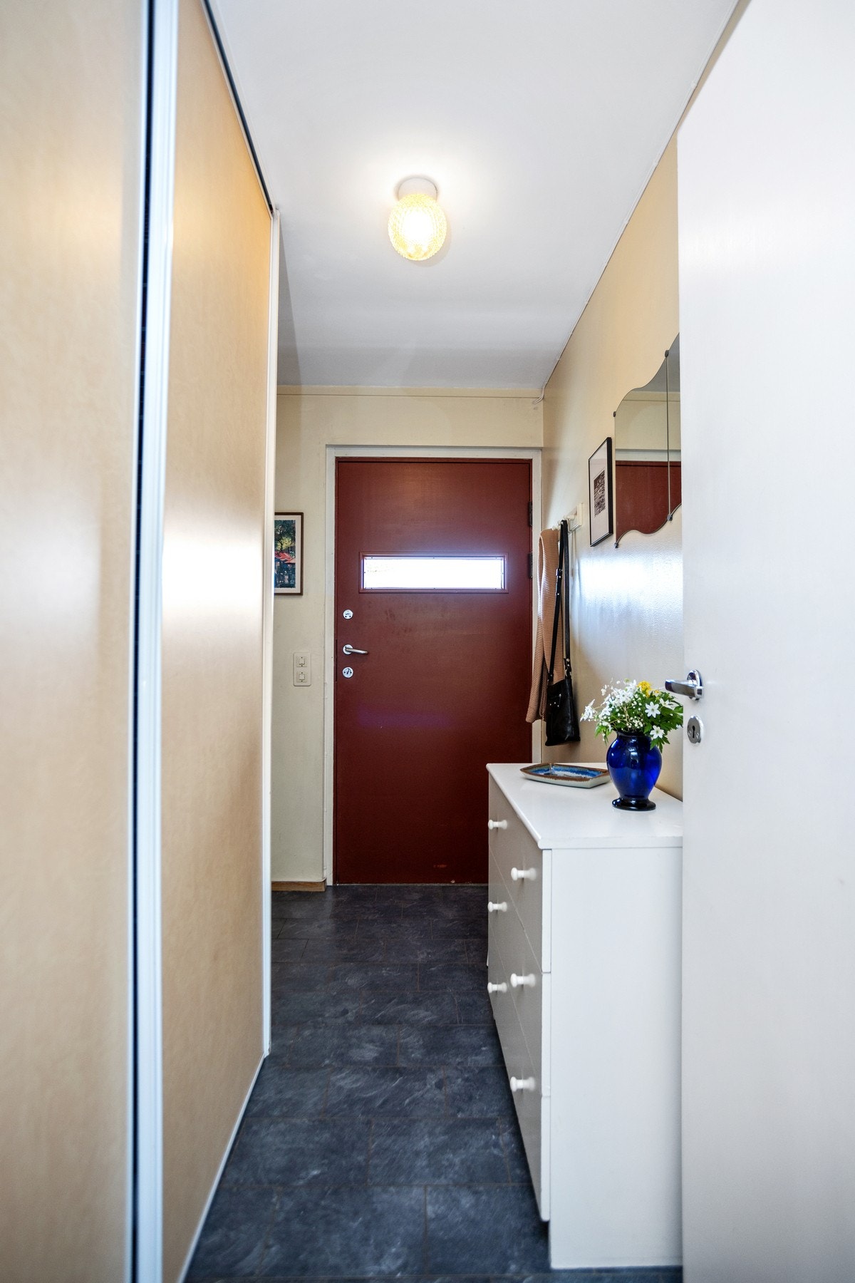 Entré. Galleribilde