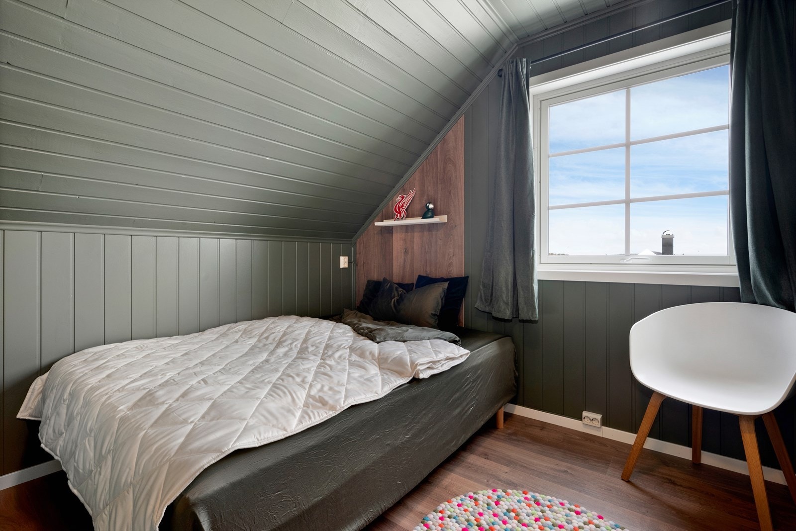 Alle rommene er malt i duse og lune toner. Galleribilde