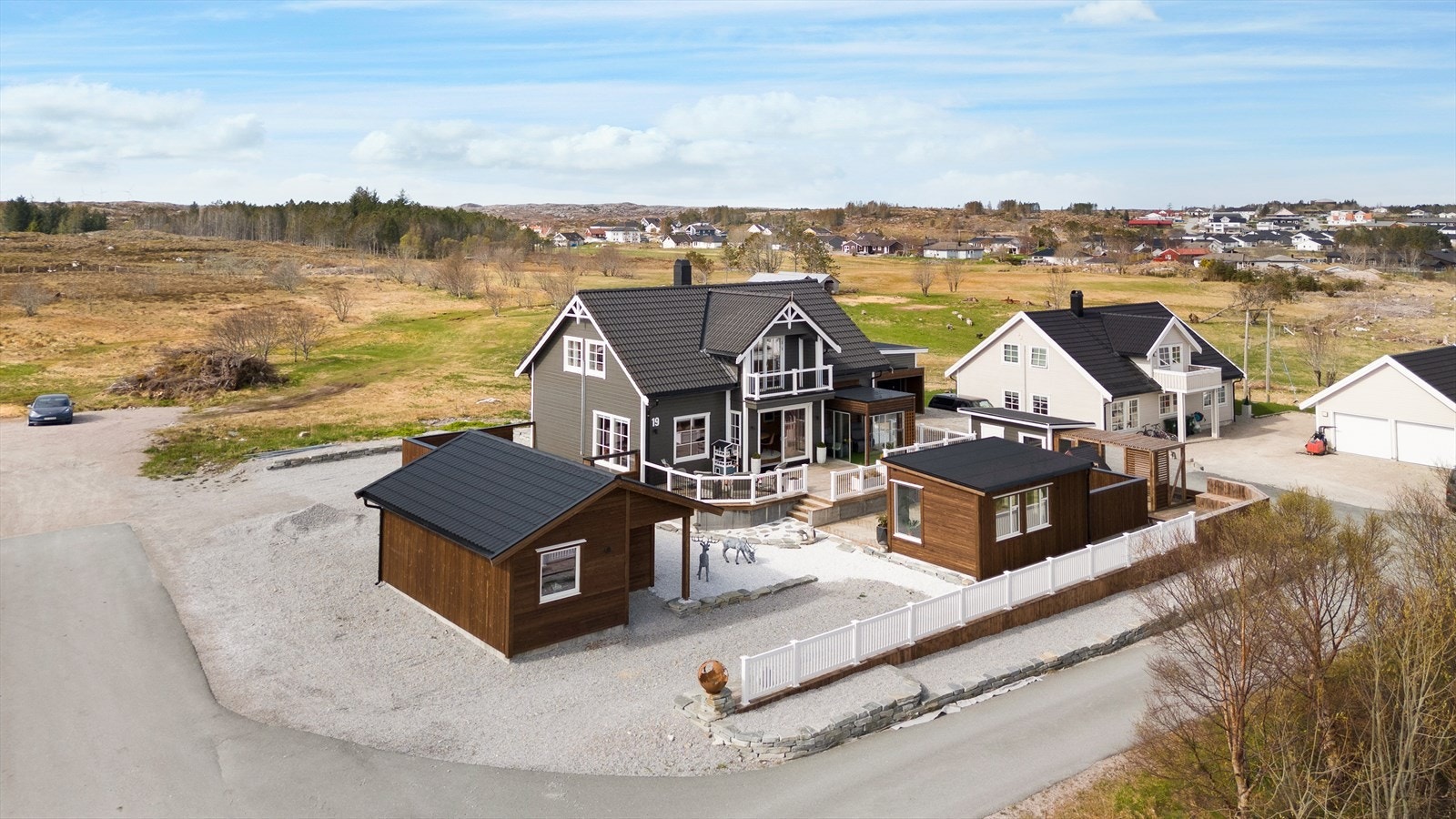 Velkommen til visning! Ta kontakt med megler dersom annonsert visning ikke passer eller du har andre spørsmål om boligen. Galleribilde