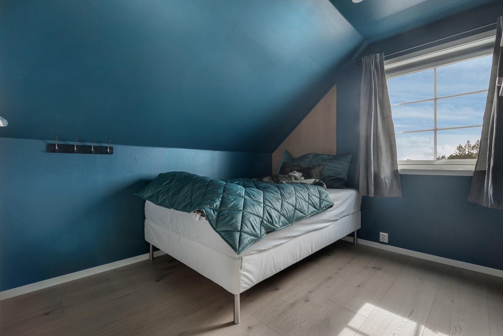 De andre soverommene er på 8,5m², 8,5m² og 6m². Galleribilde