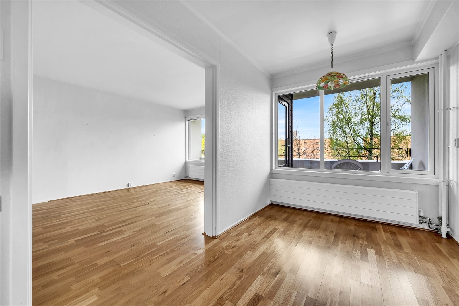 God plass til spisebord- eller ett ekstra soverom. Galleribilde