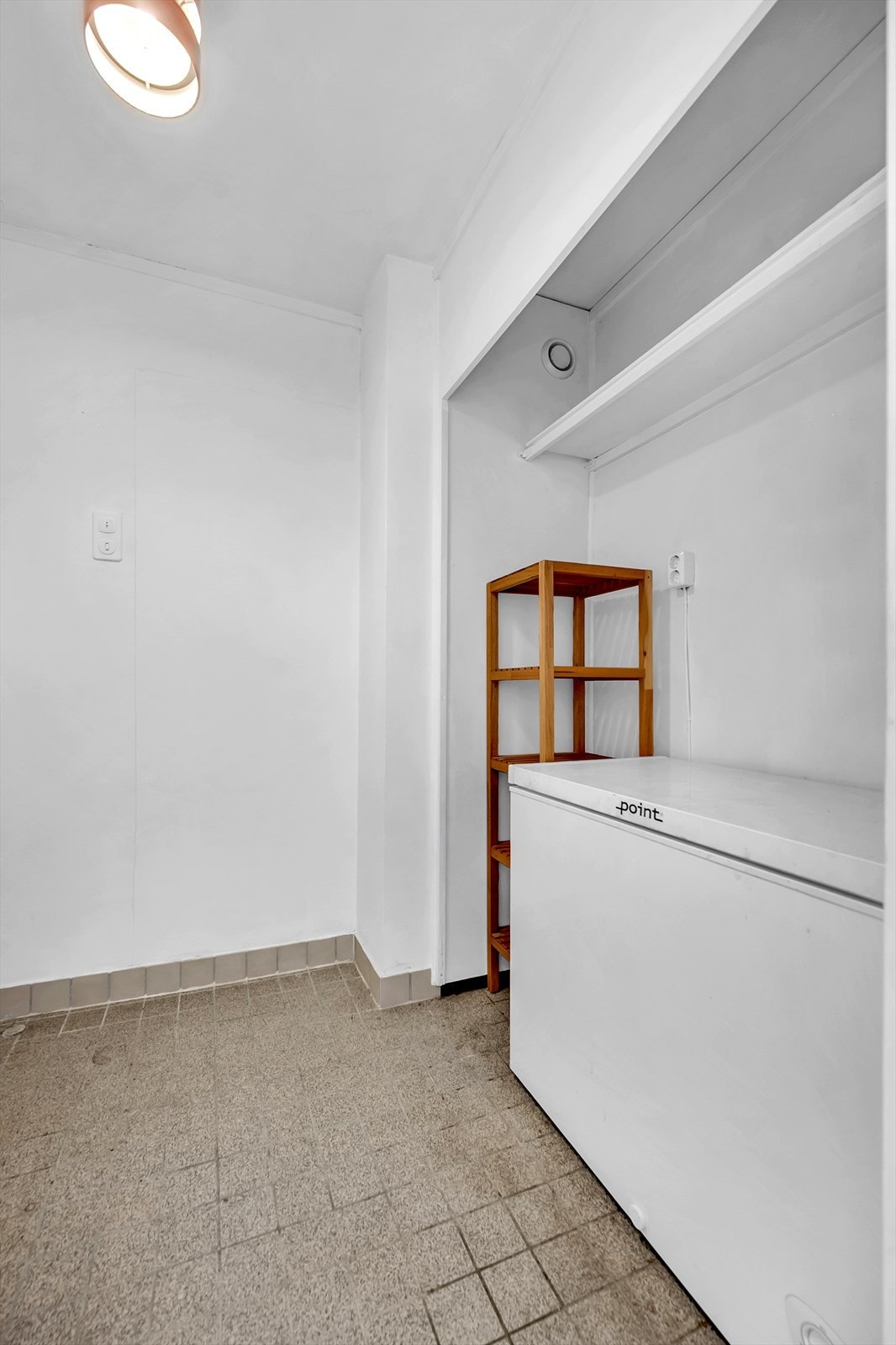 Fra kjøkken er det adkomst til innvendig bod av god størrelse. Galleribilde