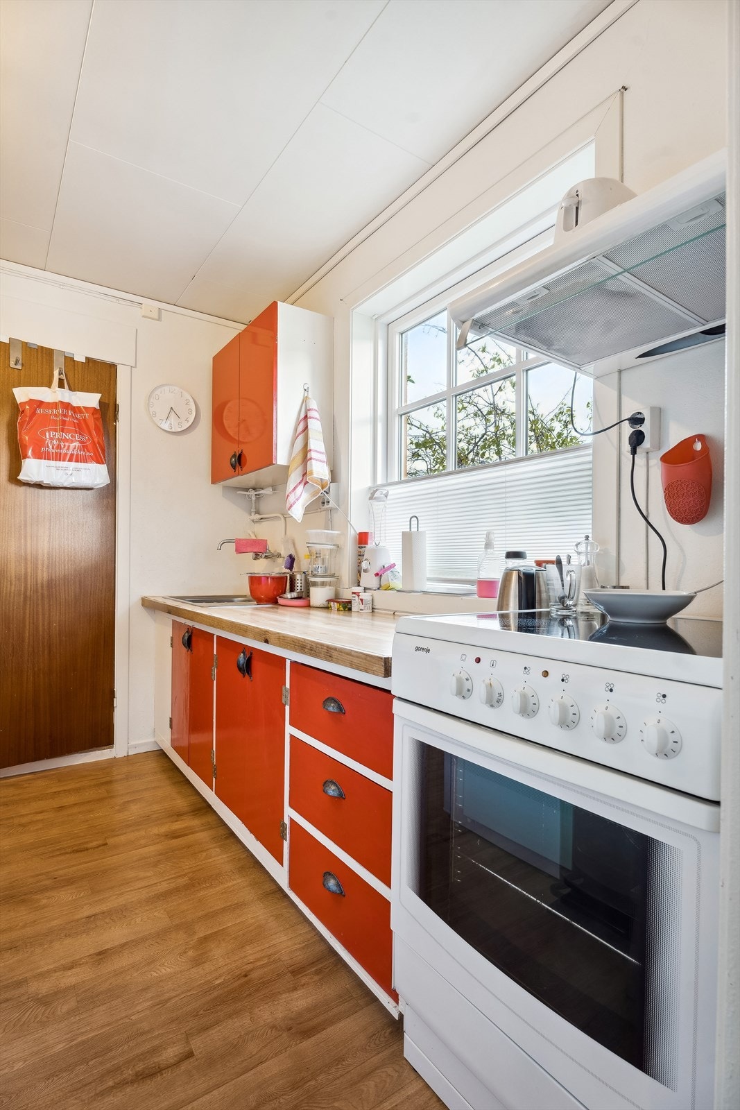 Kjøkken i underetasje Galleribilde