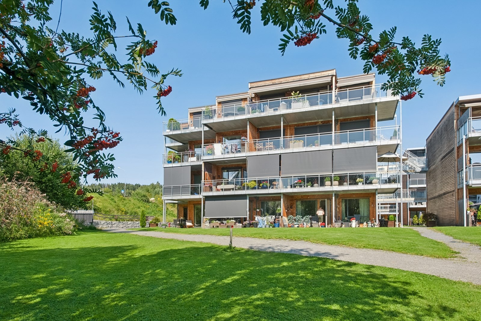 Et flott område sentralt i Moelv med gode solforhold. Galleribilde