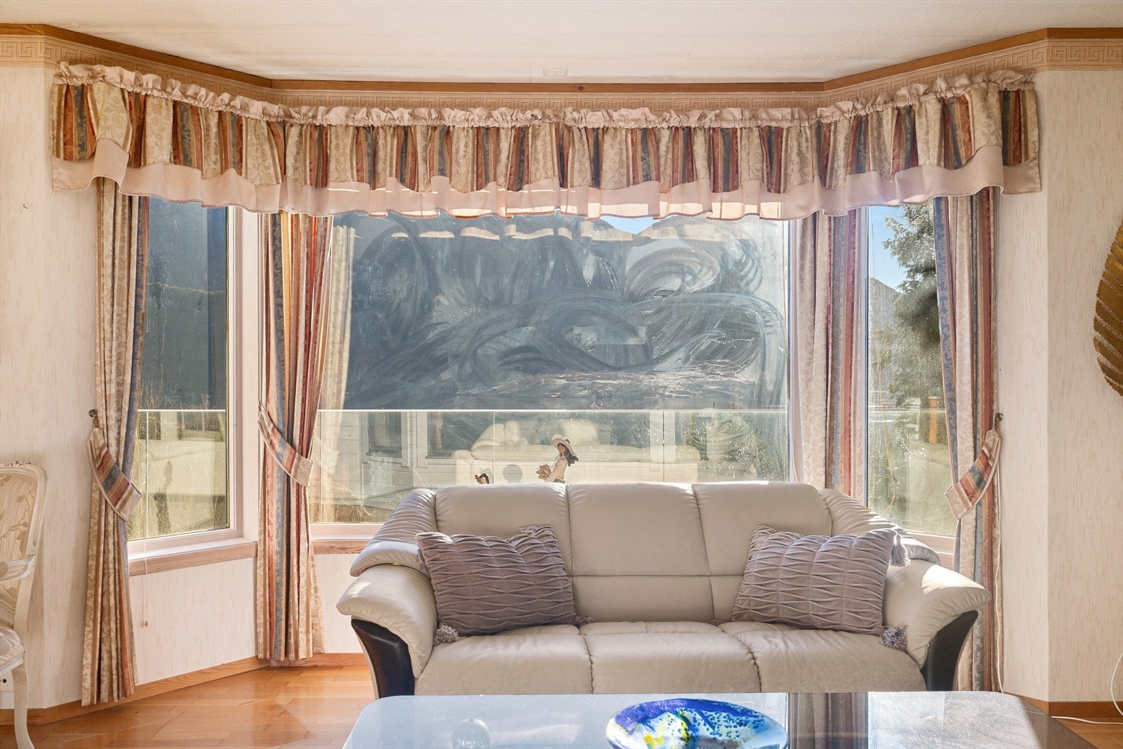 Stue 1. etasje Galleribilde