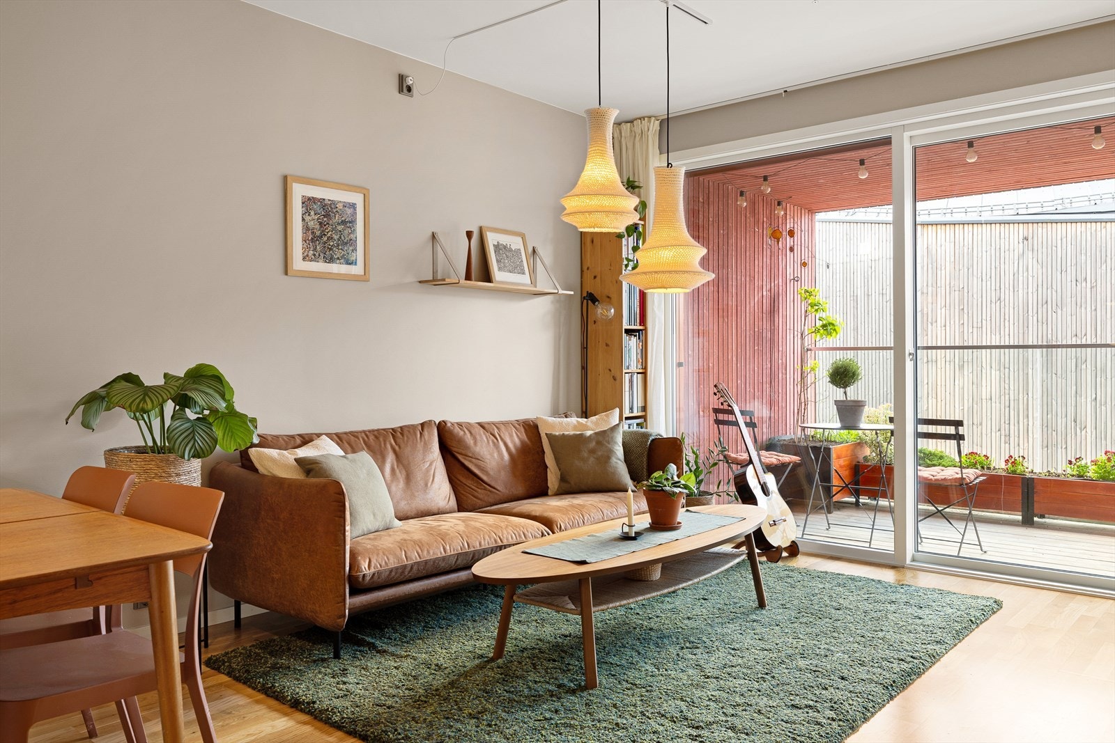 En særdeles flott leilighet med god planløsning og stilrent uttrykk. Galleribilde